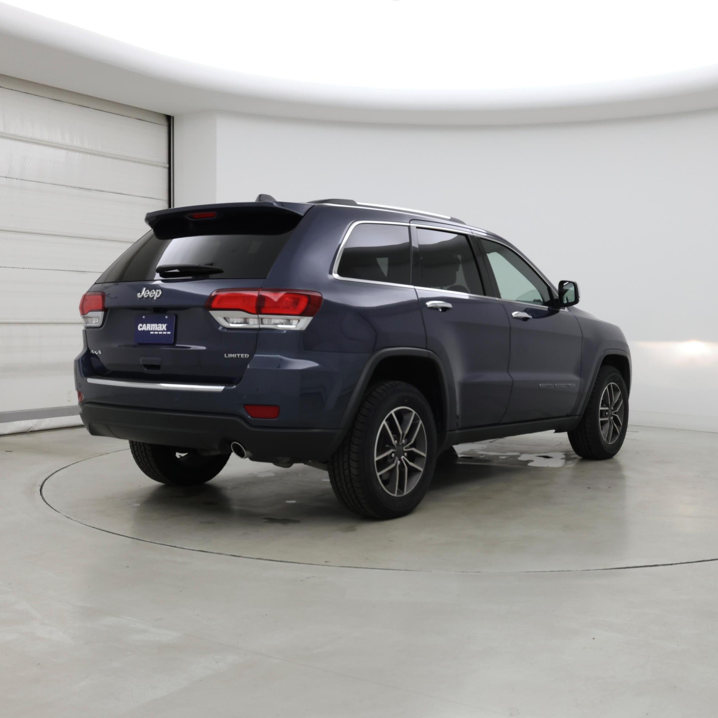 Thumbnail: 2020 Jeep Grand Cherokee - 8
