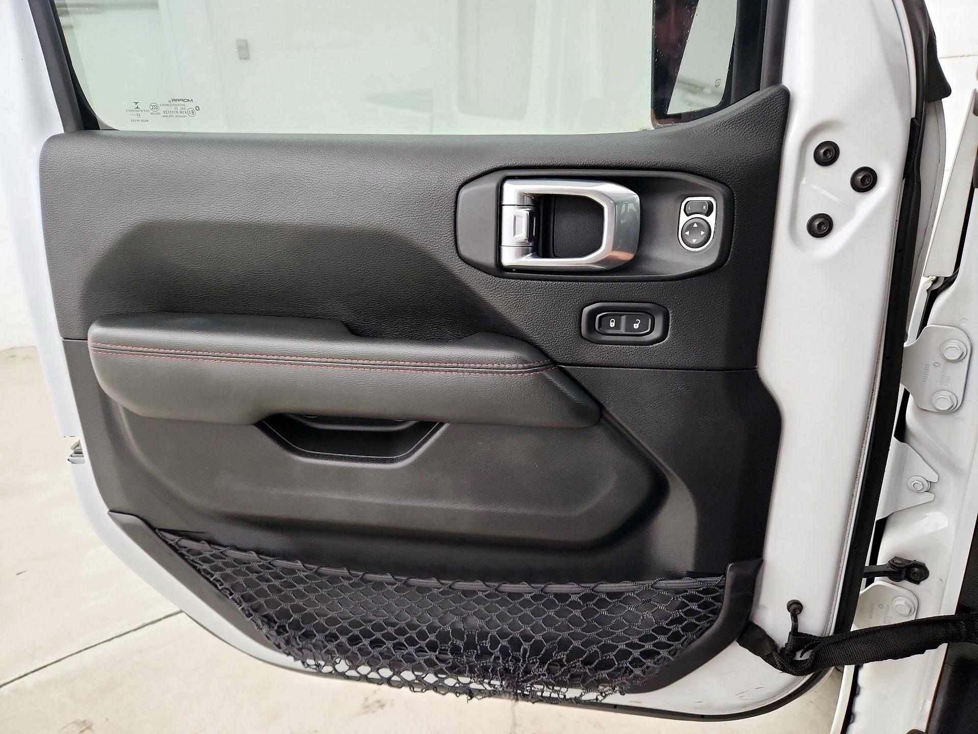 Thumbnail: 2022 Jeep Gladiator - 12