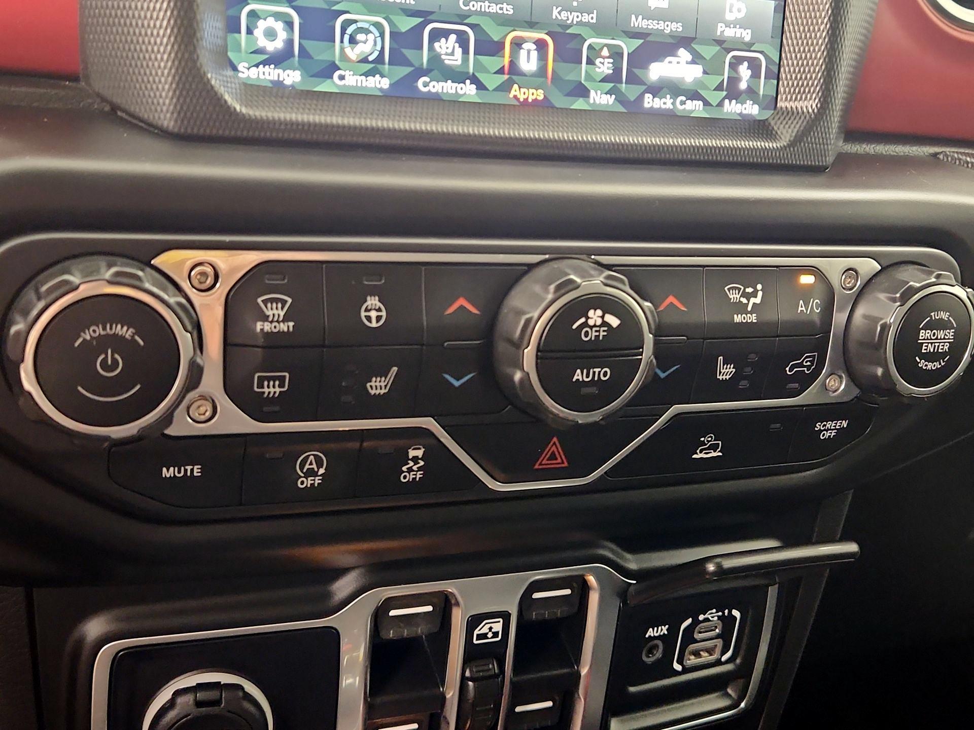Thumbnail: 2022 Jeep Gladiator - 17