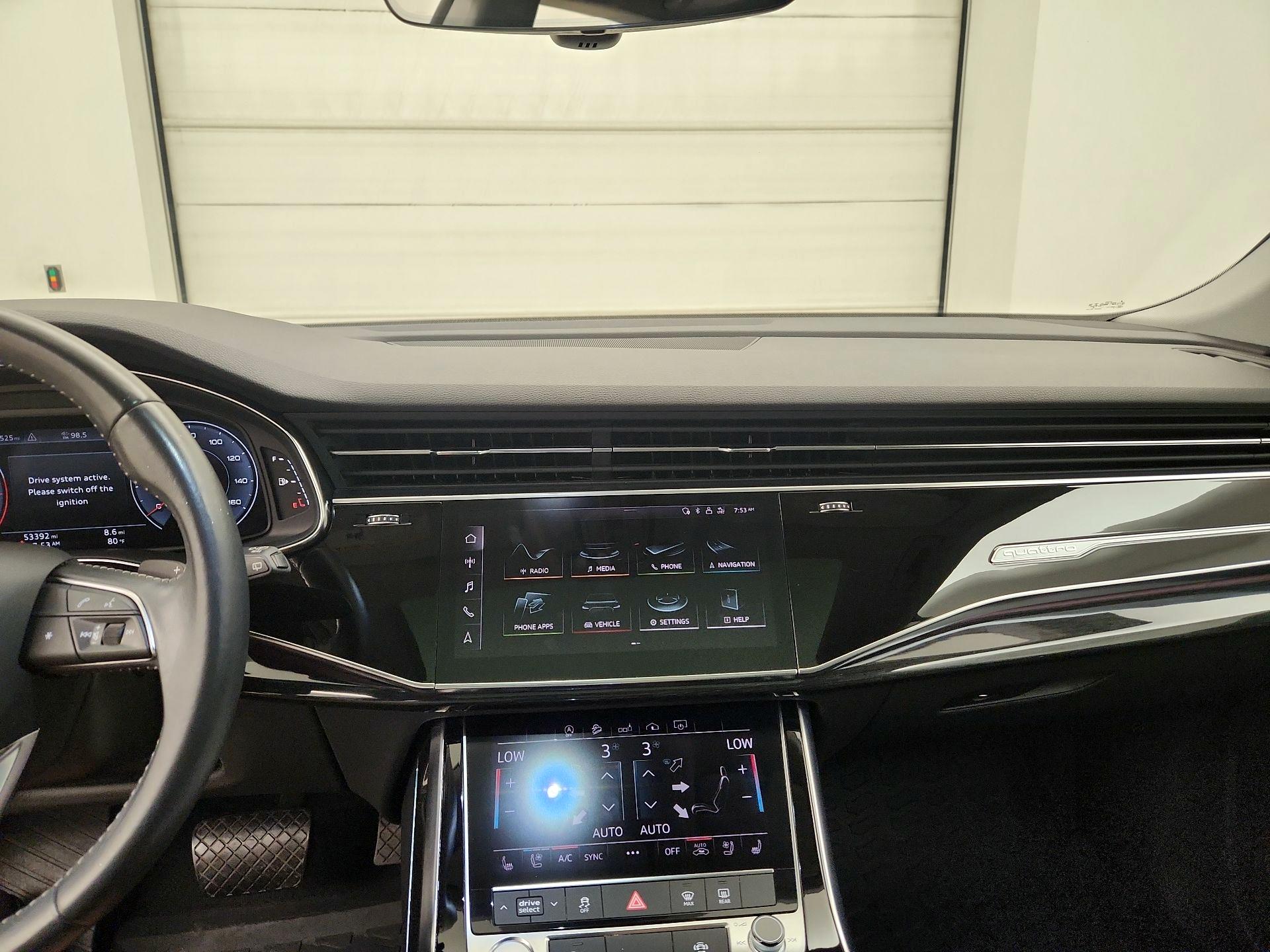 Thumbnail: 2020 Audi Q8 - 9