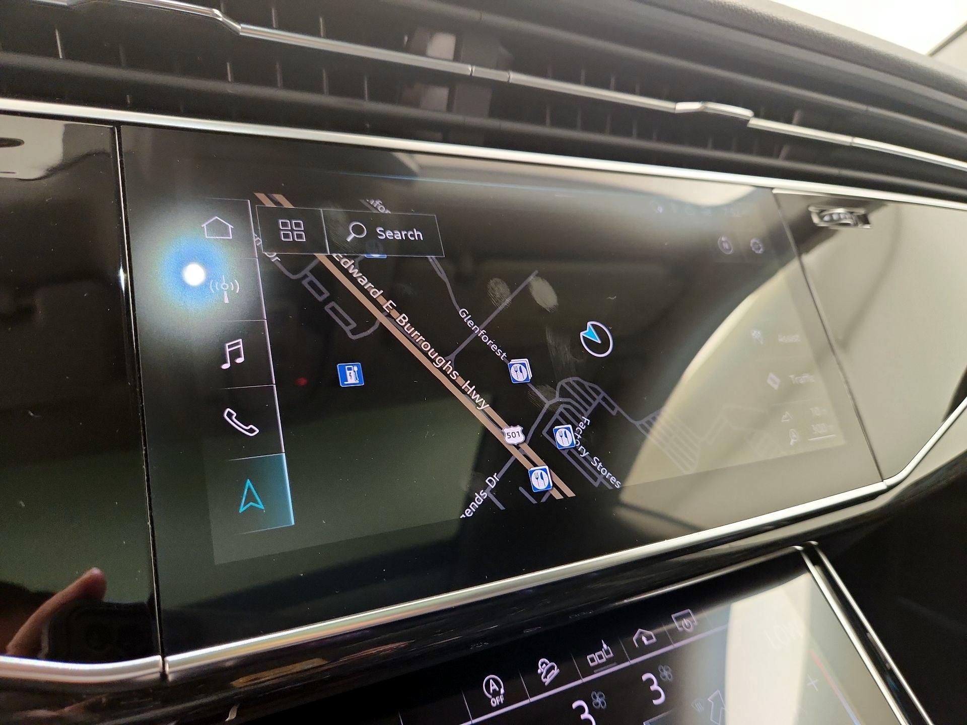 Thumbnail: 2020 Audi Q8 - 14