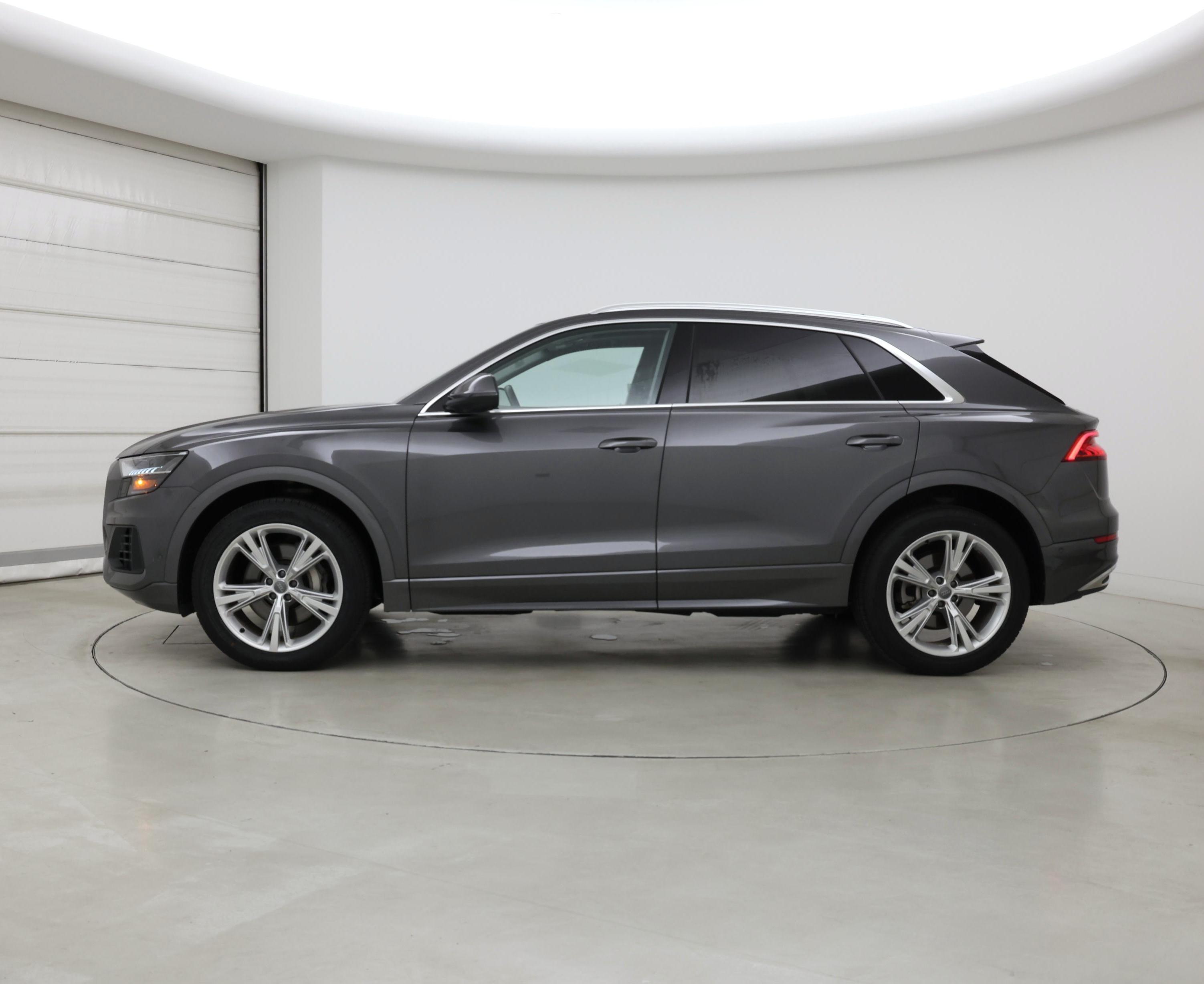 Thumbnail: 2020 Audi Q8 - 3