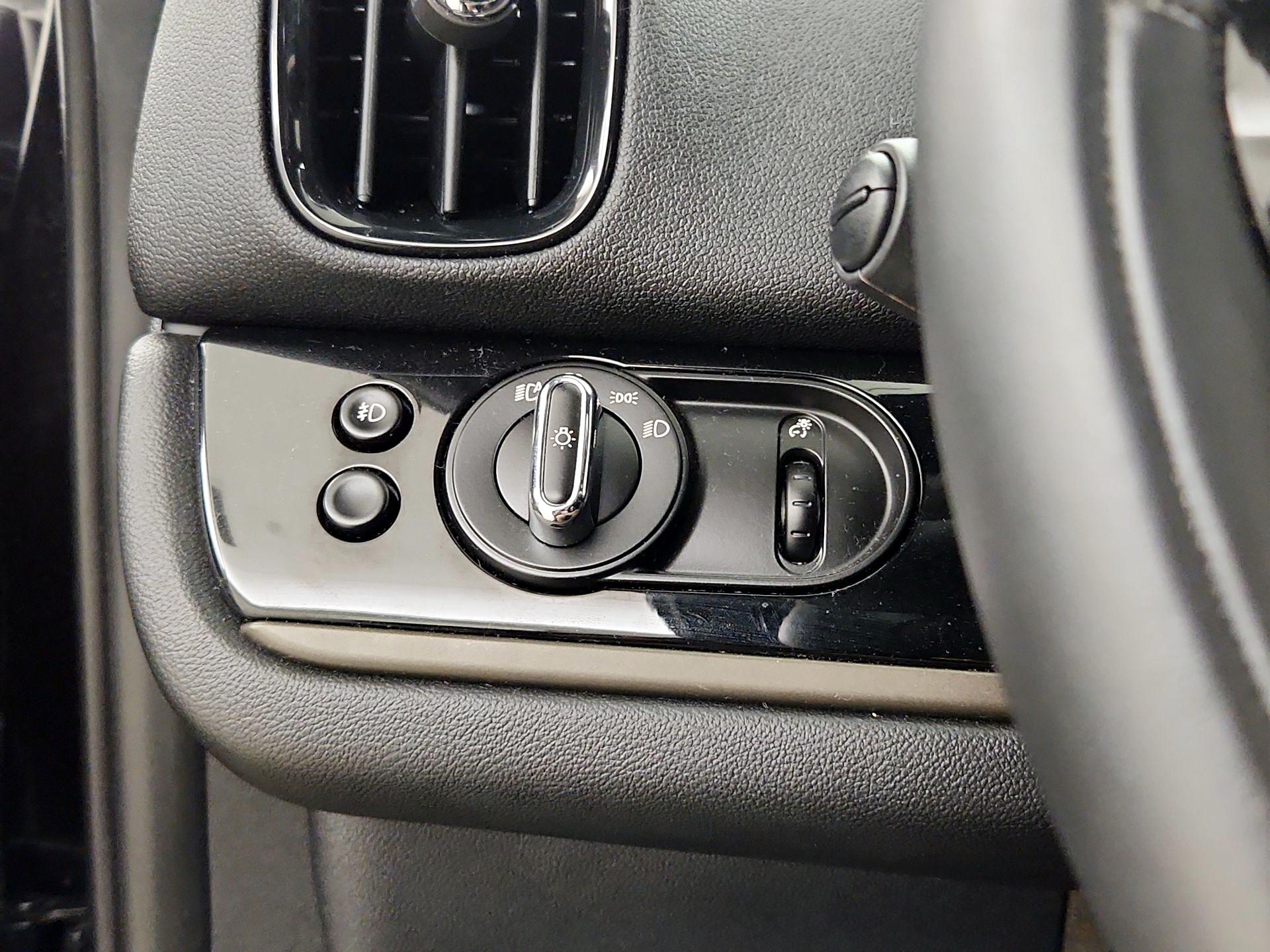 Thumbnail: 2019 MINI Cooper Countryman - 13