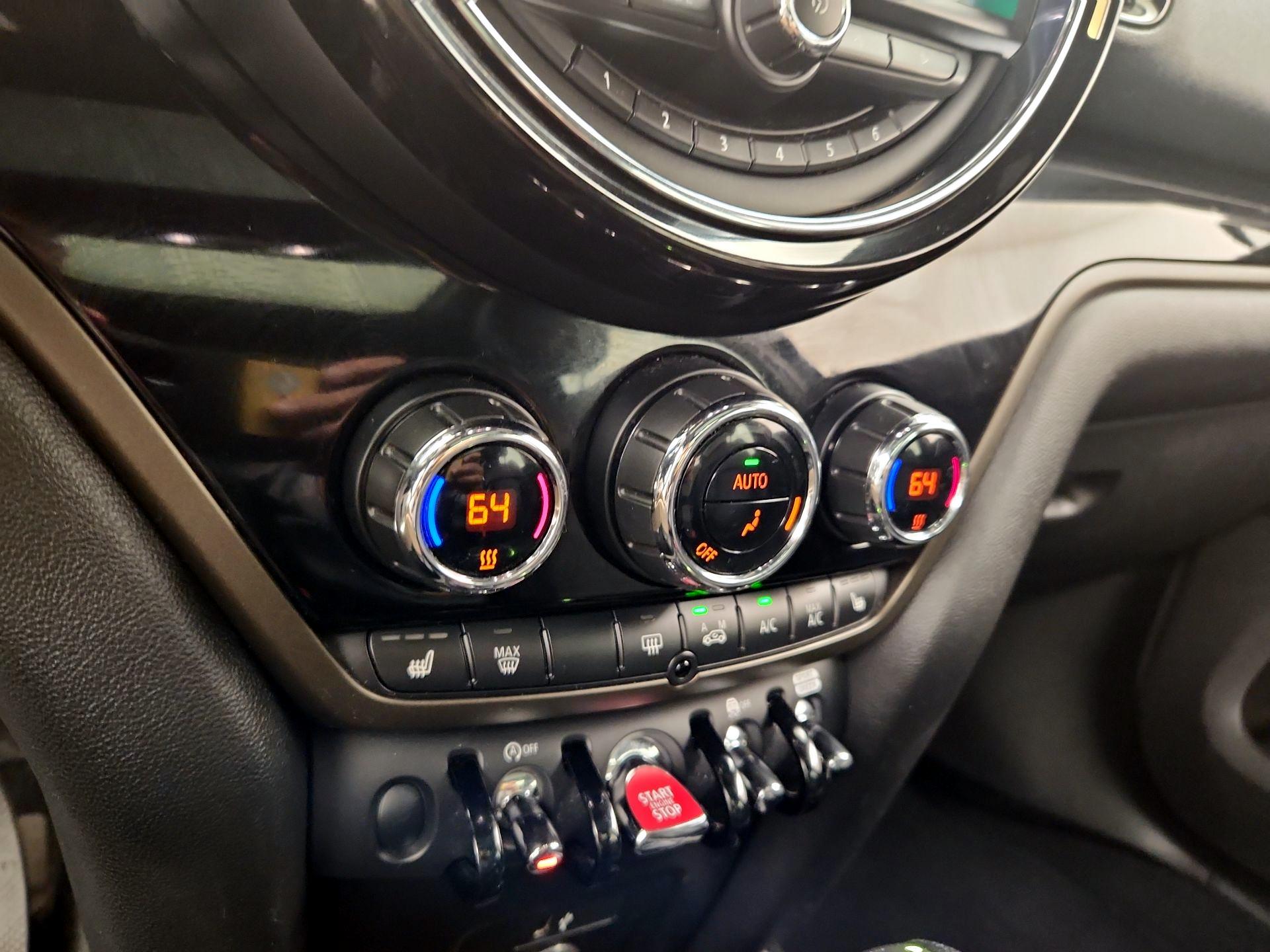 Thumbnail: 2019 MINI Cooper Countryman - 17