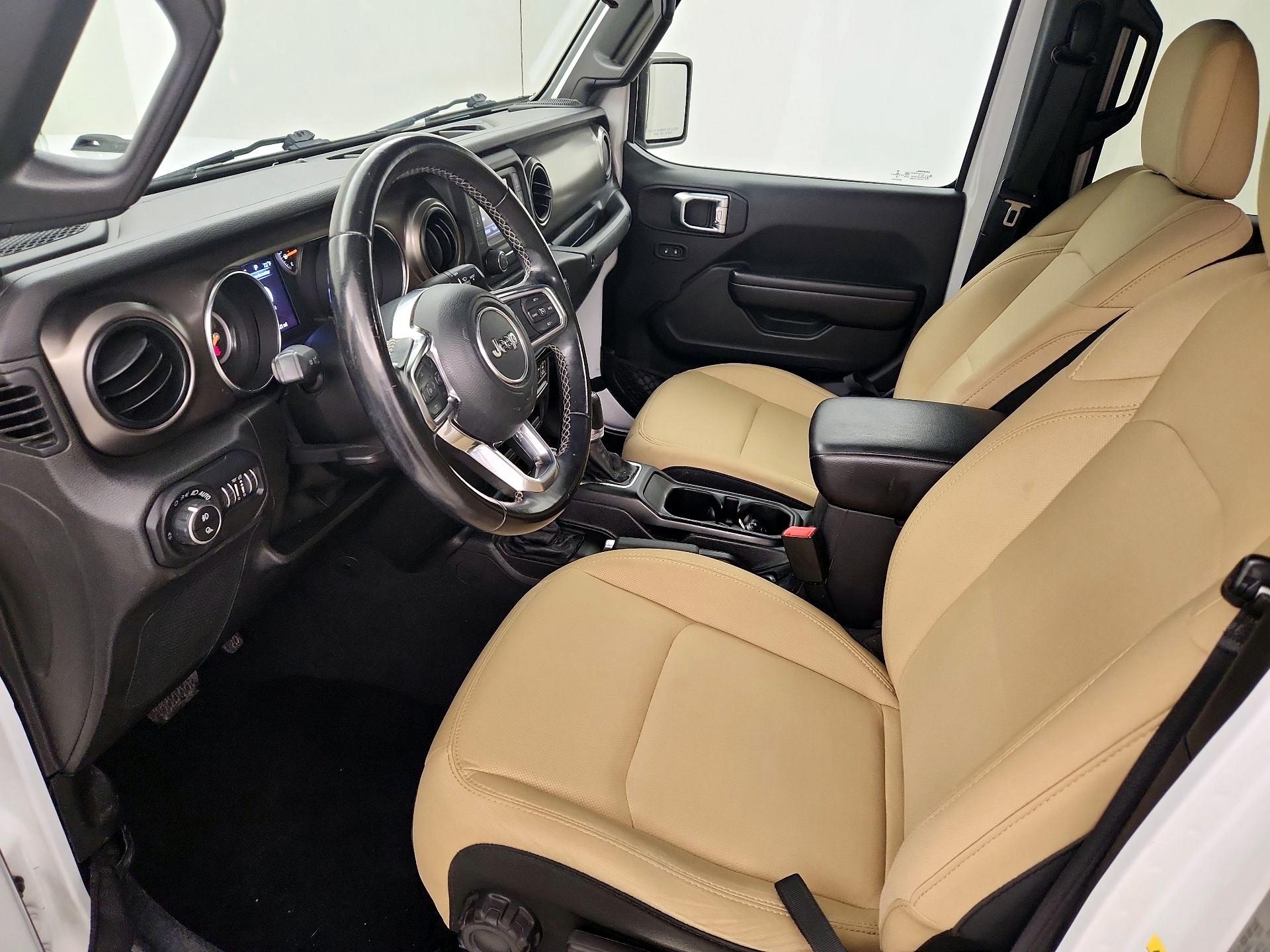 Thumbnail: 2020 Jeep Gladiator - 11