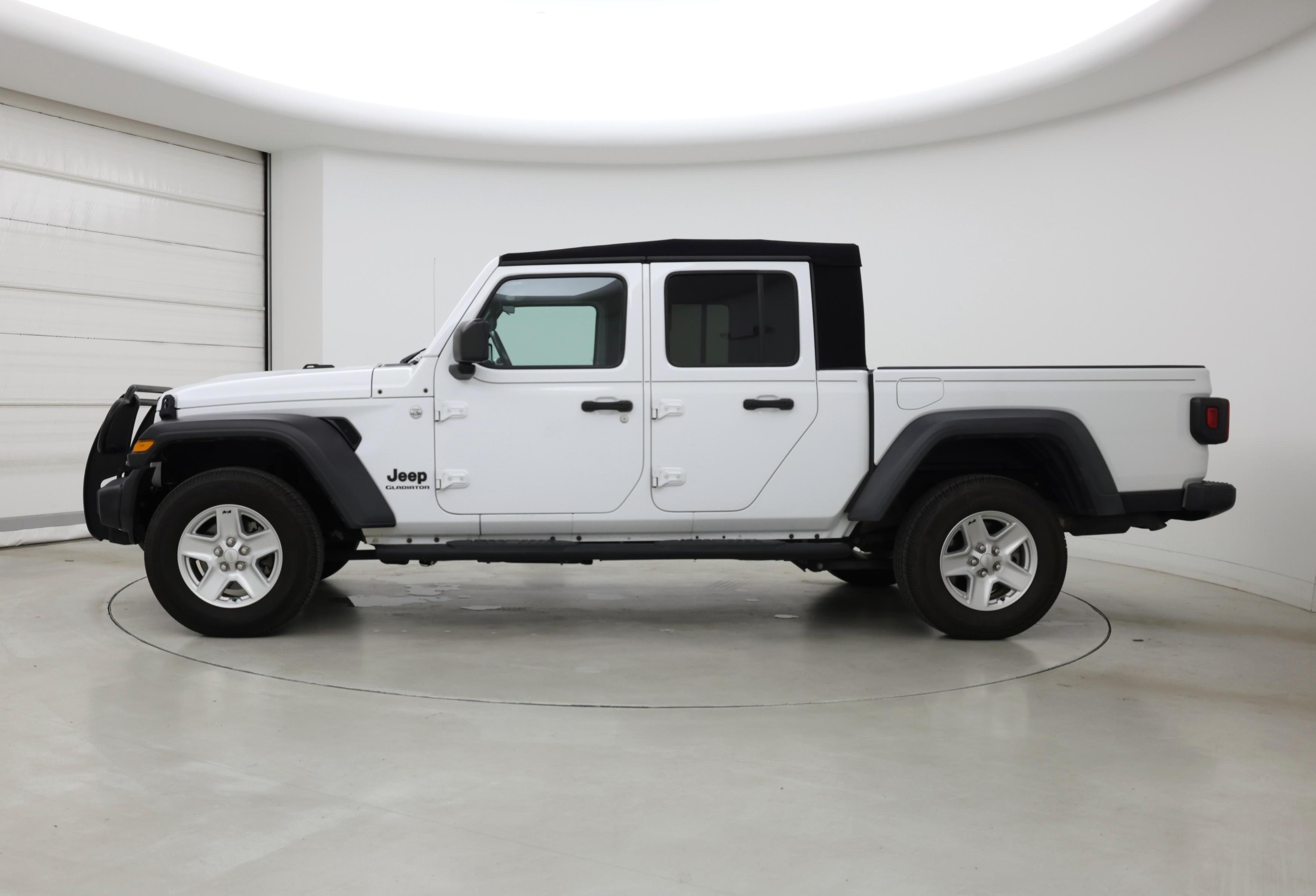 Thumbnail: 2020 Jeep Gladiator - 3