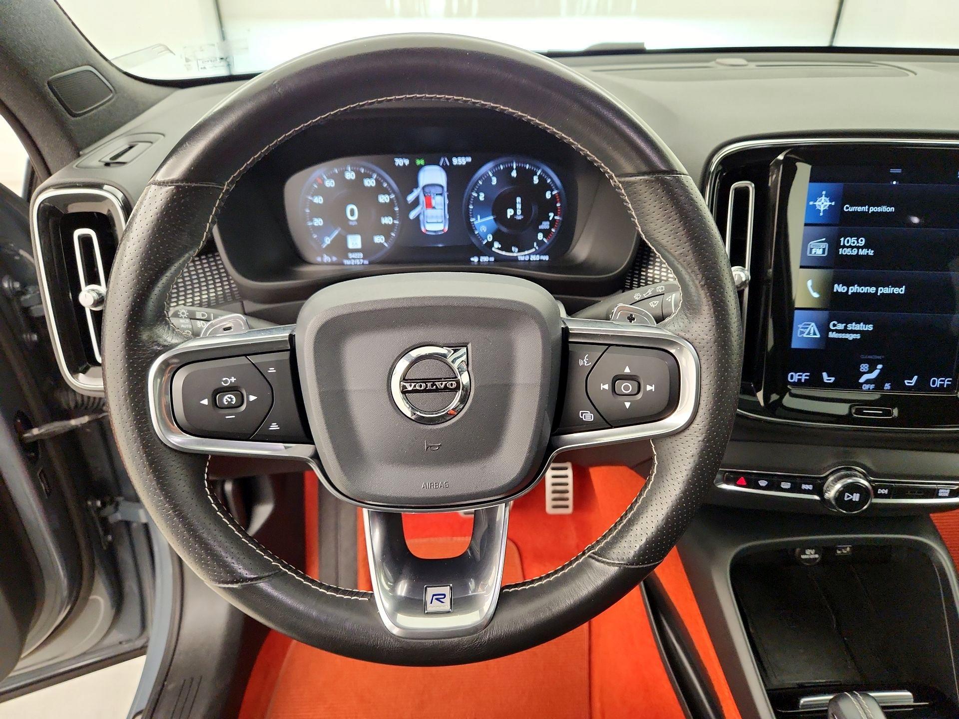 Thumbnail: 2020 Volvo XC40 - 10