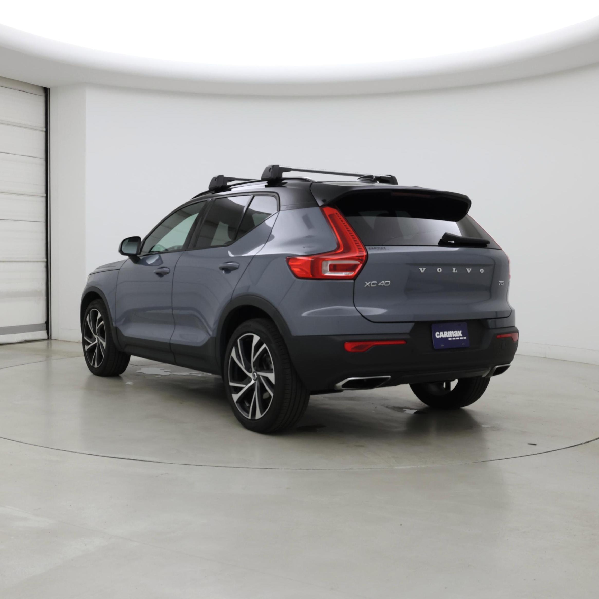 Thumbnail: 2020 Volvo XC40 - 2