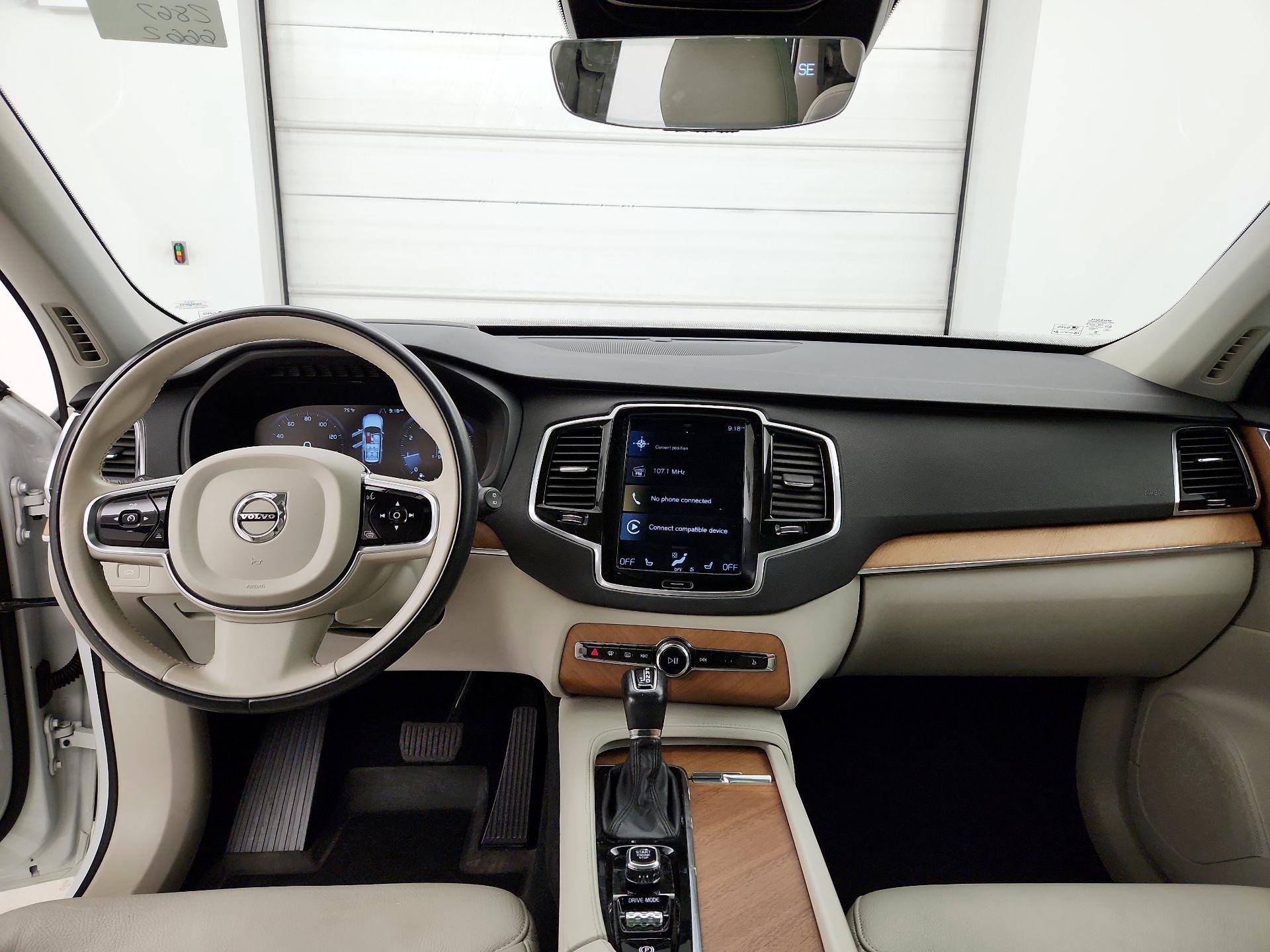 Thumbnail: 2021 Volvo XC90 - 9