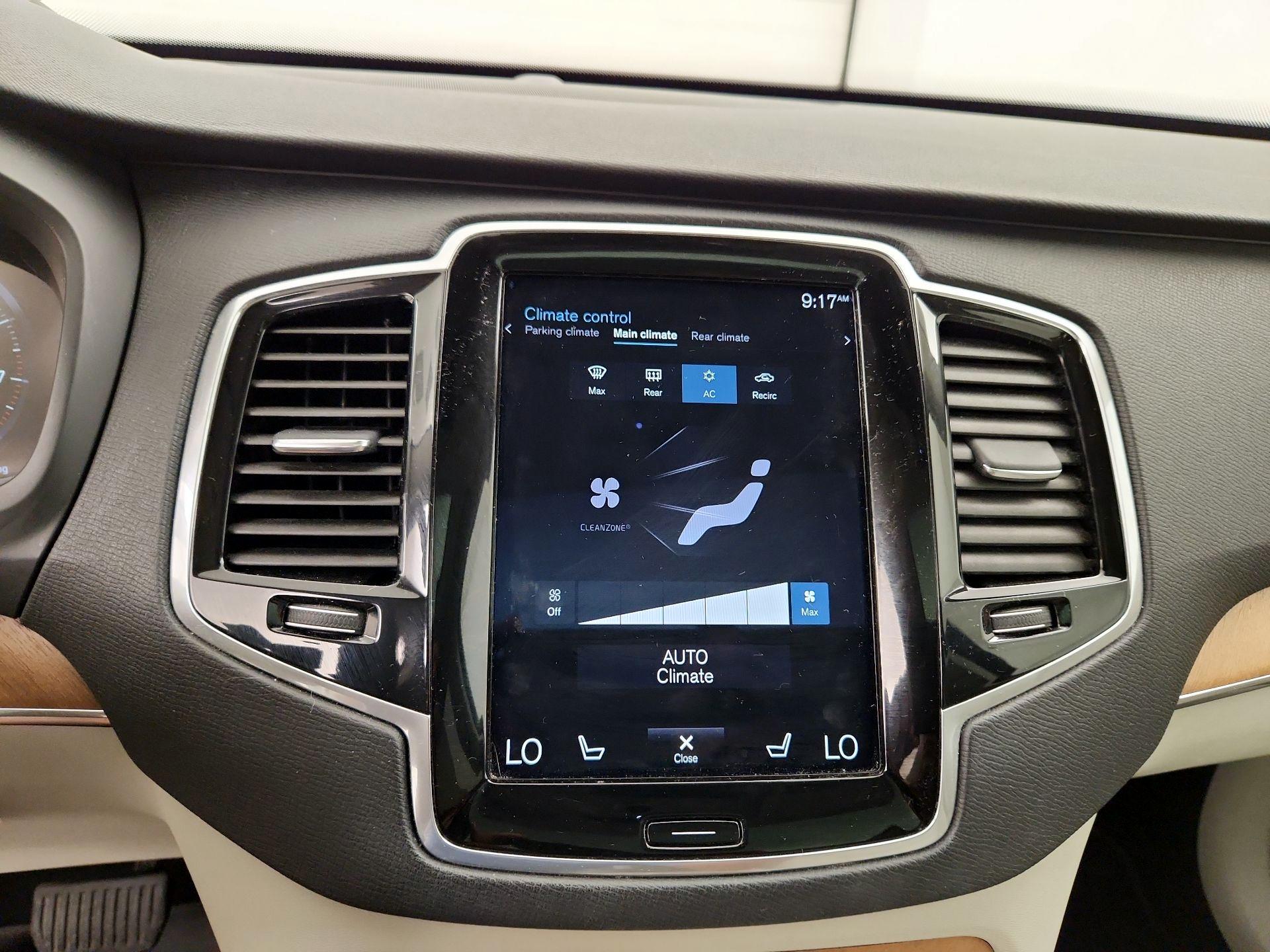 Thumbnail: 2021 Volvo XC90 - 16