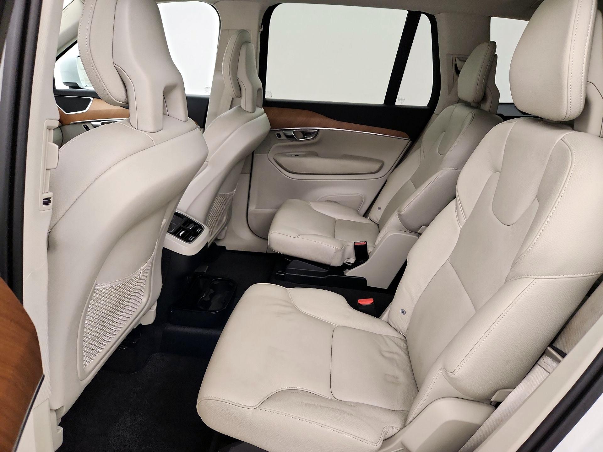 Thumbnail: 2021 Volvo XC90 - 20