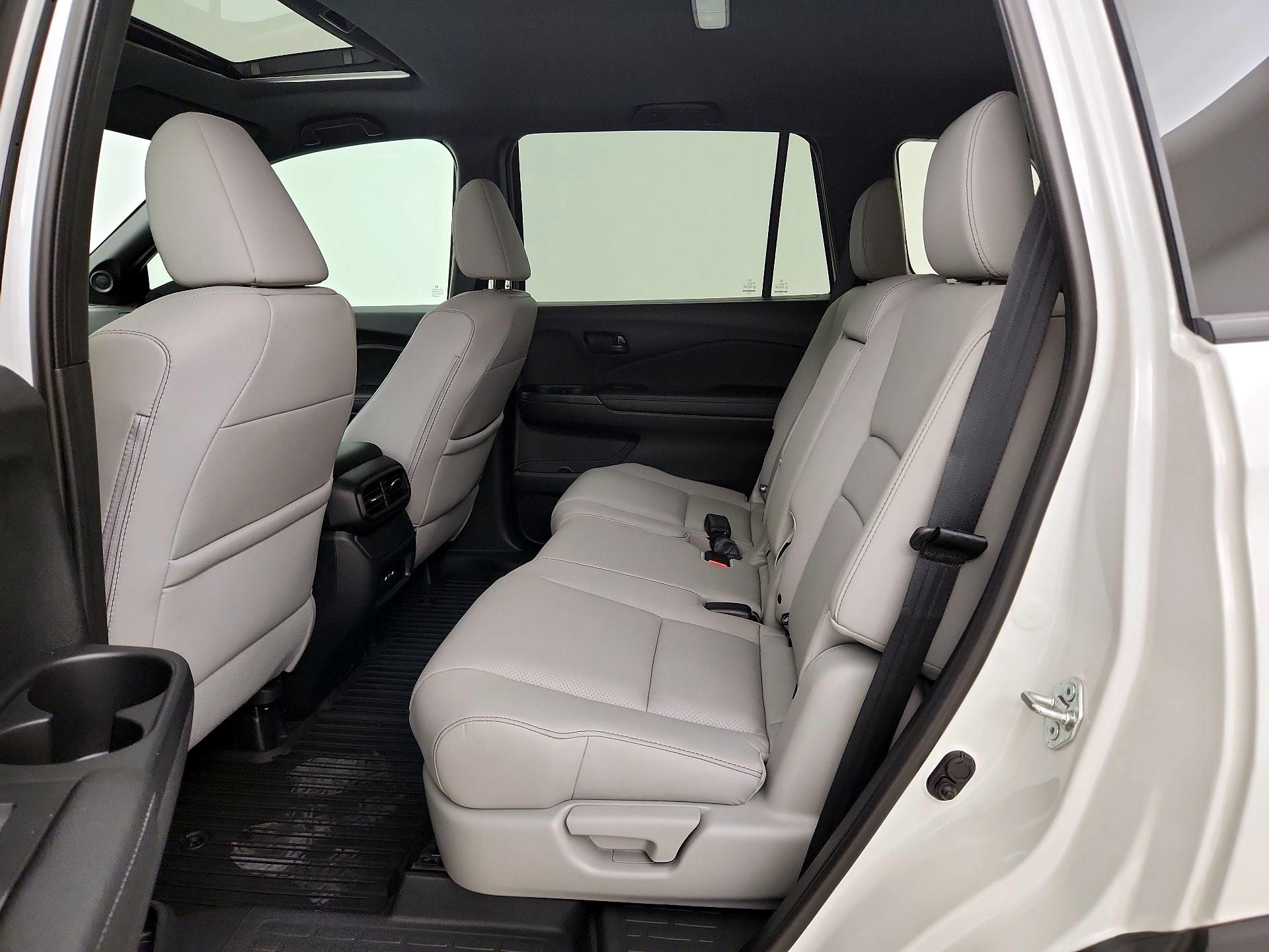 Thumbnail: 2025 Honda Passport - 20