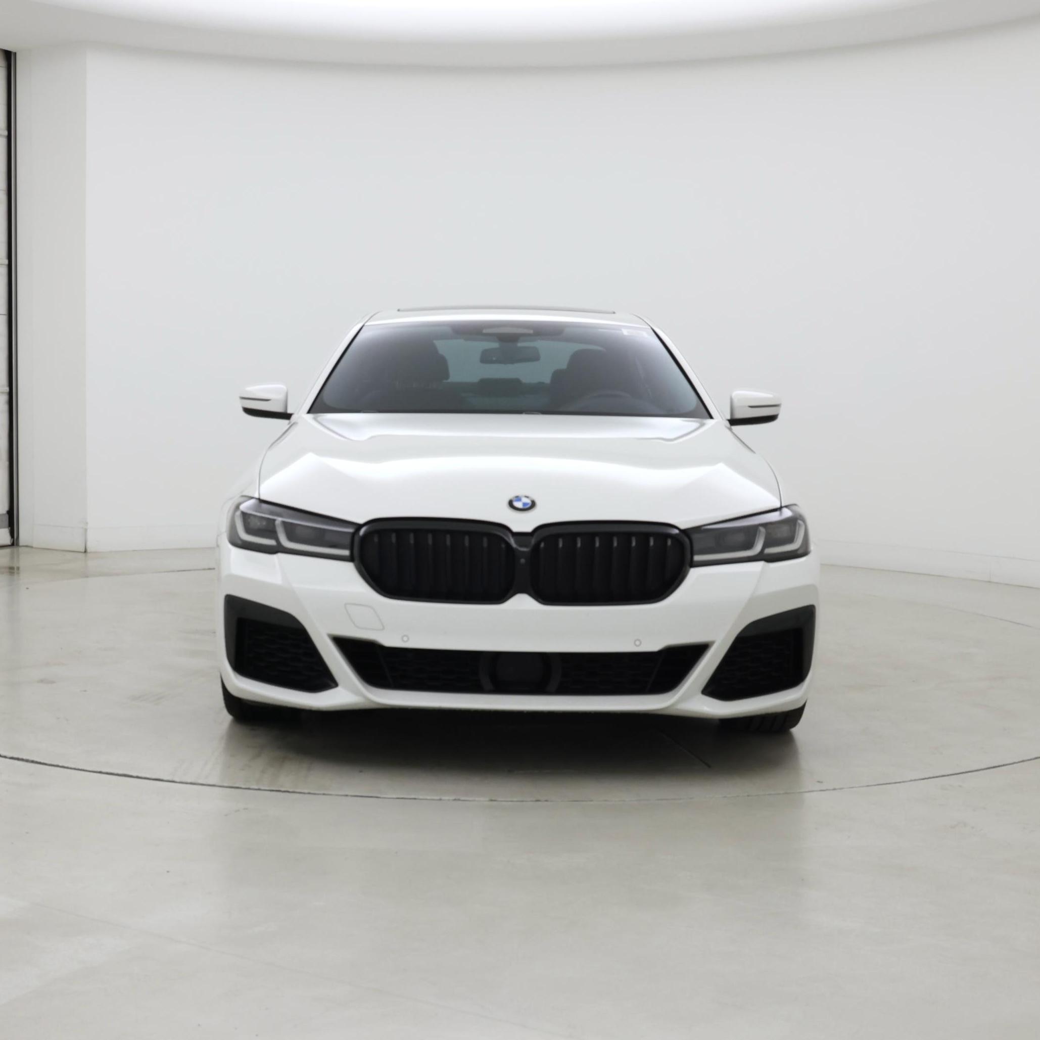 Thumbnail: 2021 BMW 5 Series - 5