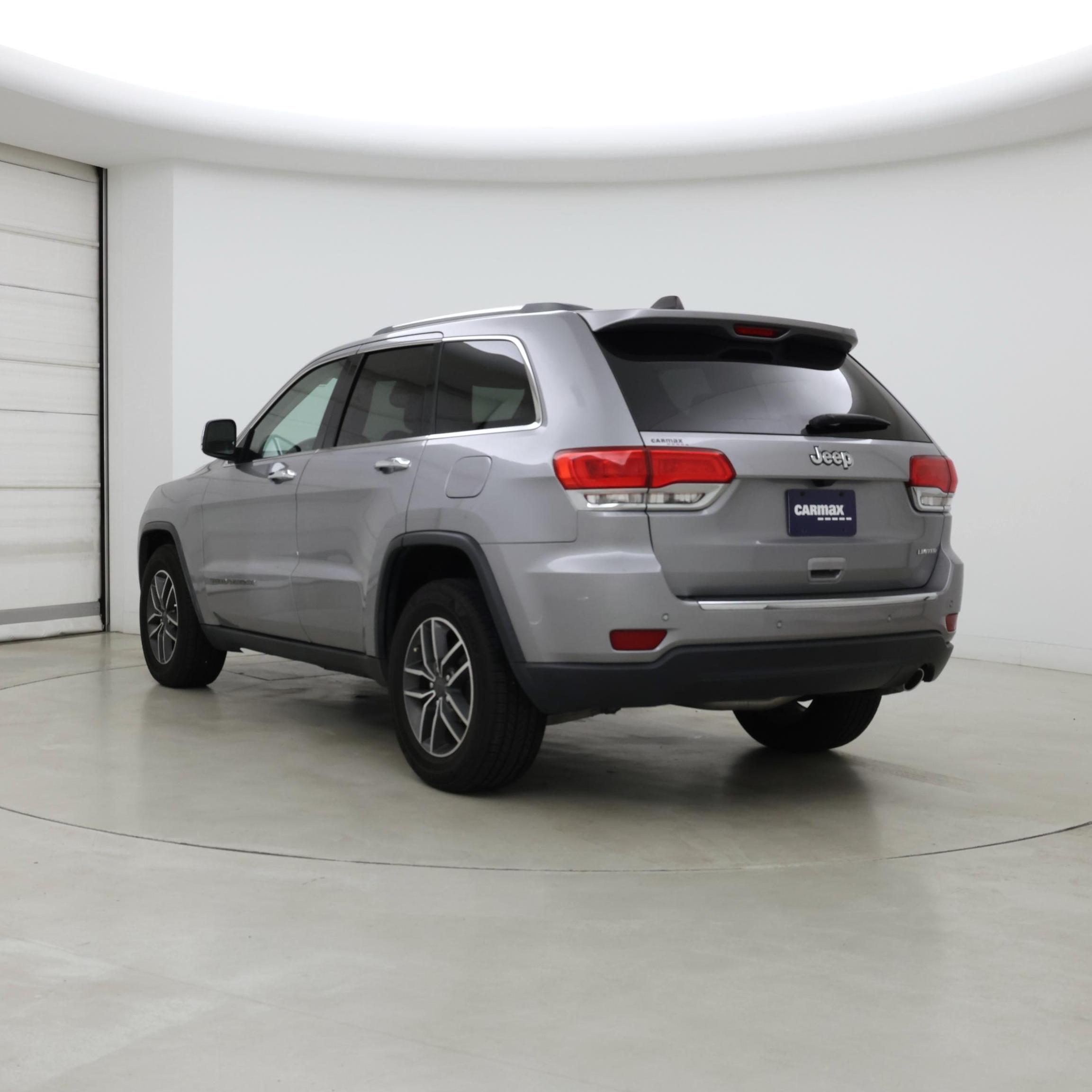 Thumbnail: 2019 Jeep Grand Cherokee - 2