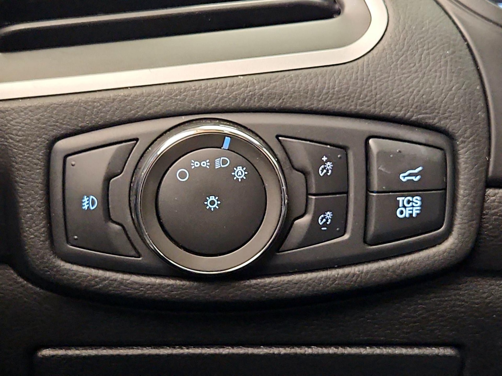 2022 Ford Edge SEL - Photo 14