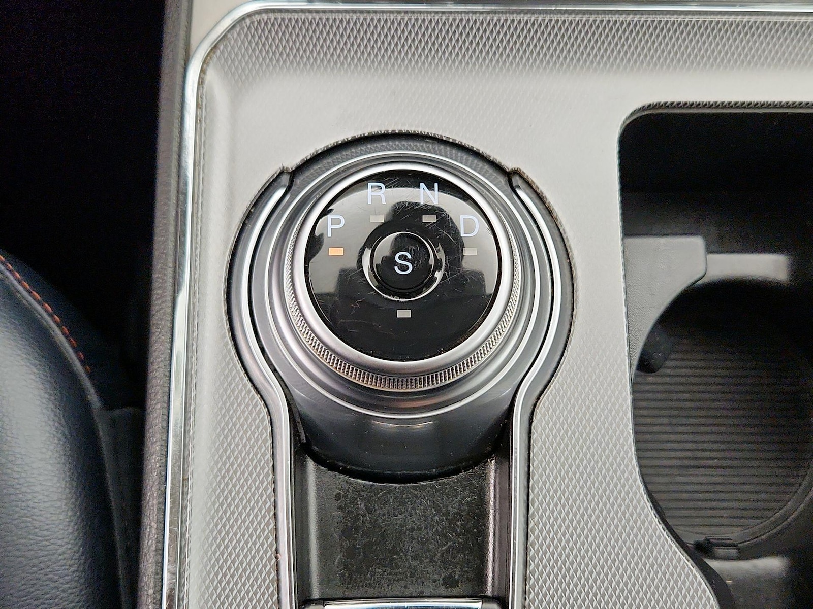 2022 Ford Edge SEL - Photo 19