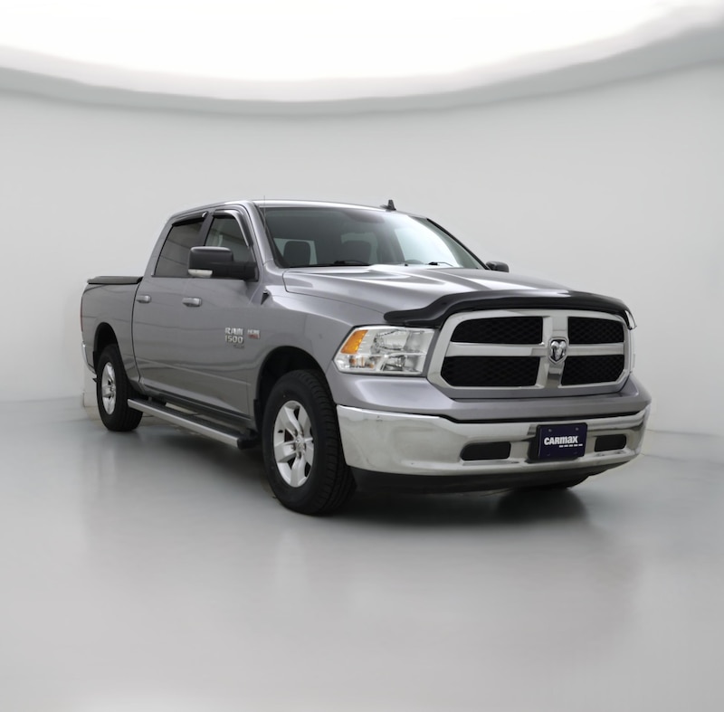 2020 Ram 1500 Classic SLT
