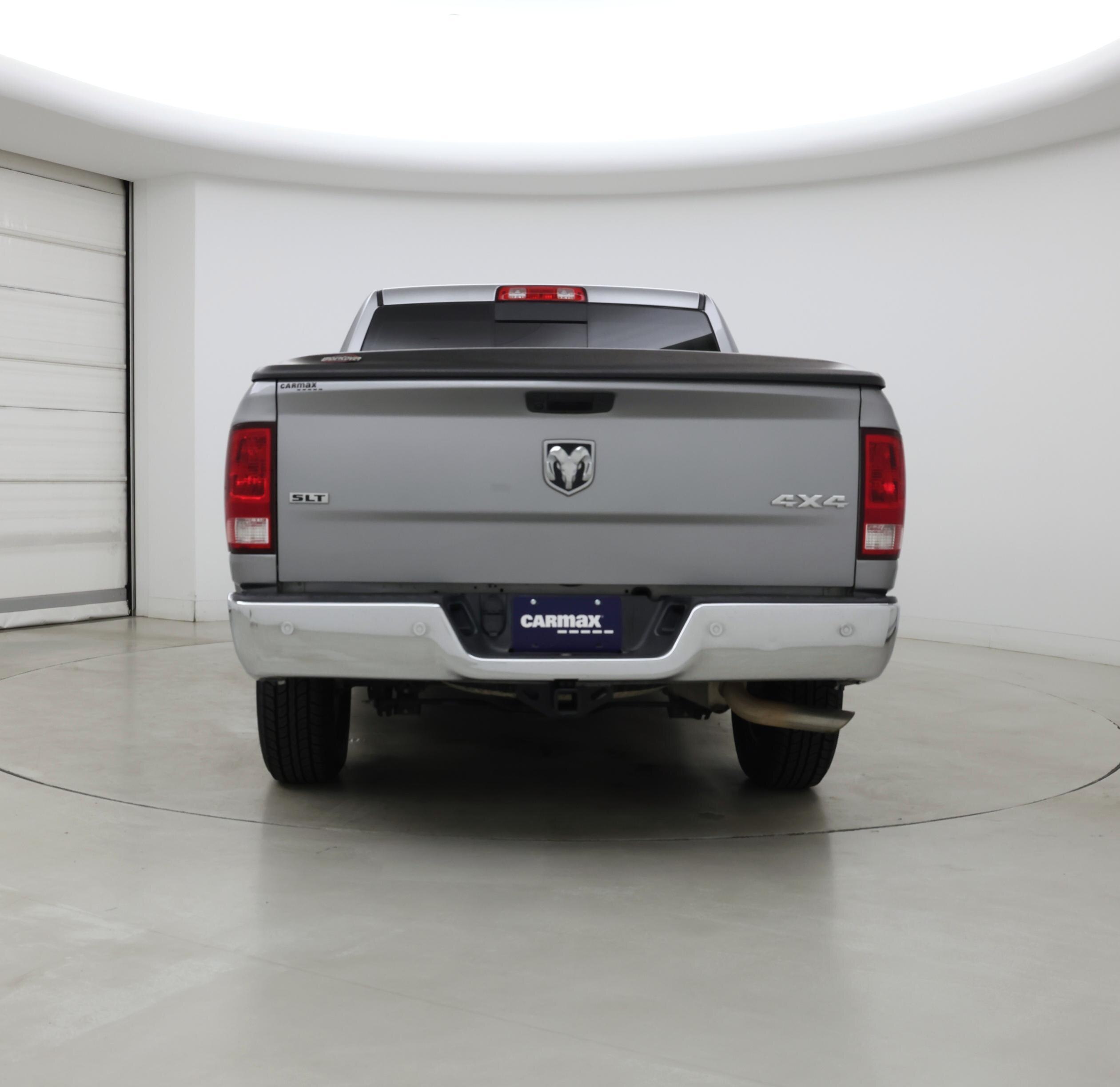 Thumbnail: 2020 RAM 1500 Classic - 6