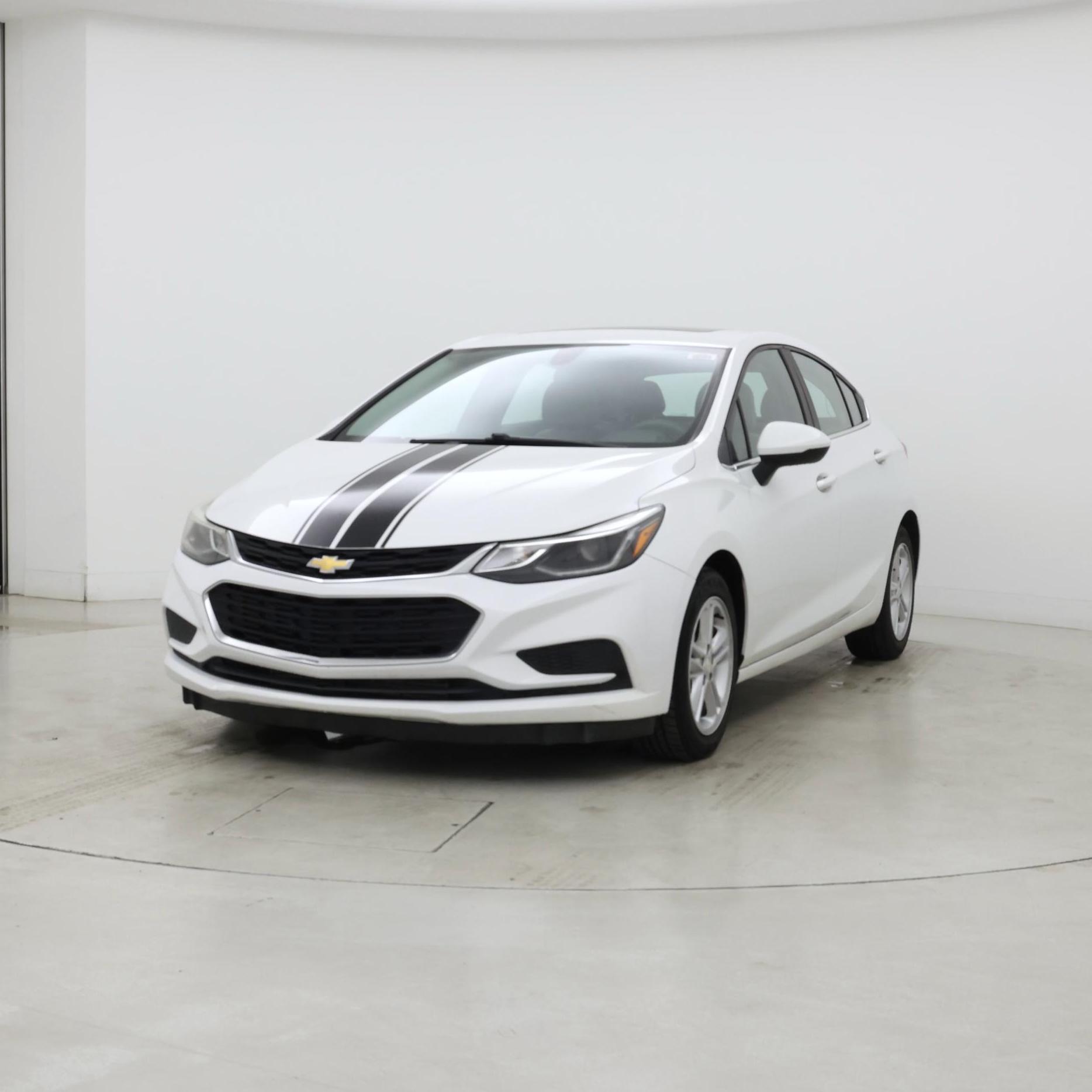 Thumbnail: 2017 Chevrolet Cruze - 4