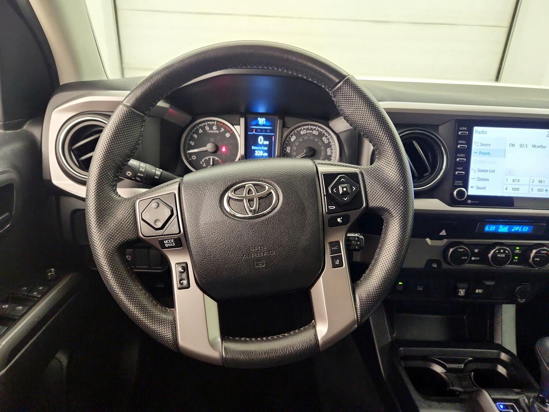 Thumbnail: 2022 Toyota Tacoma - 10
