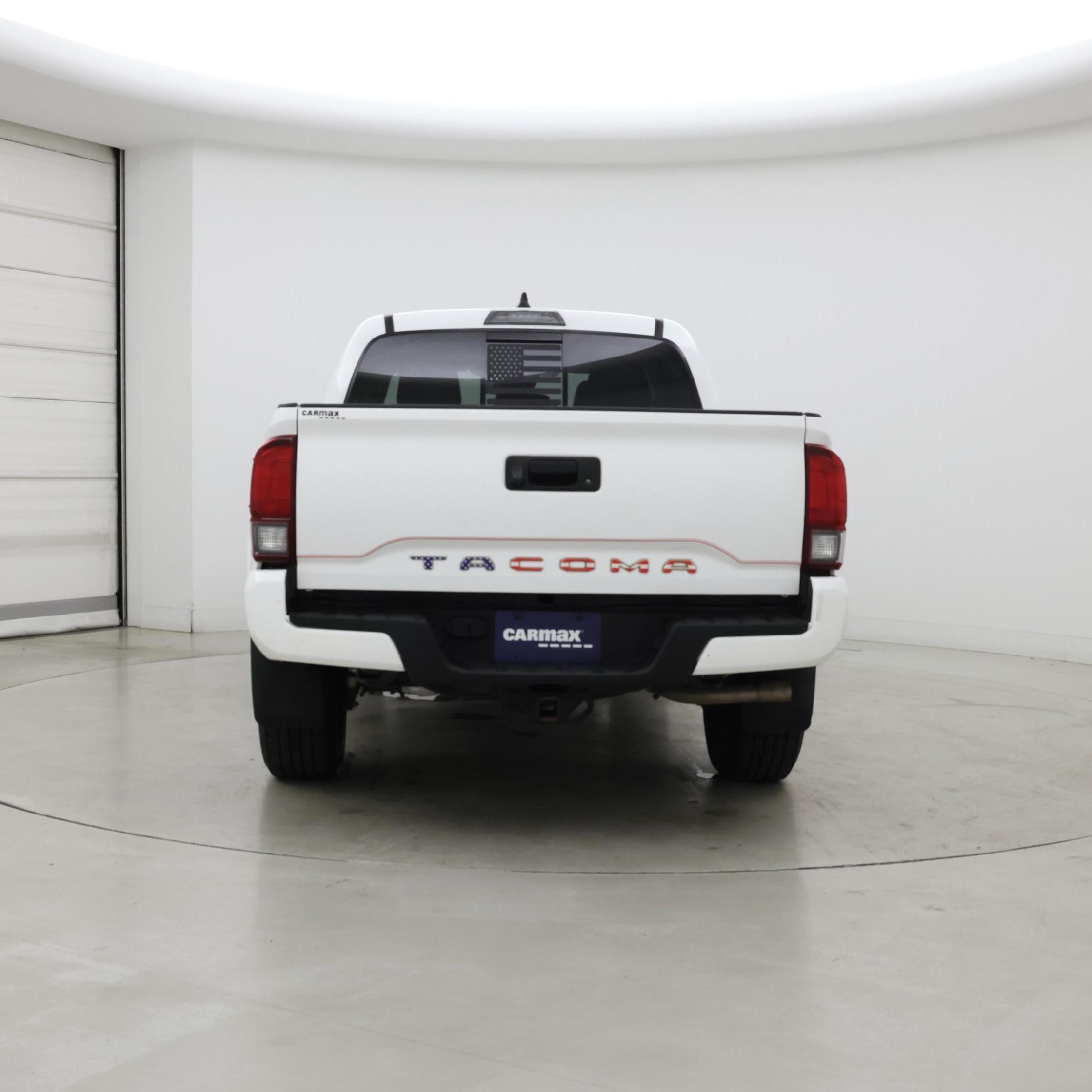 Thumbnail: 2022 Toyota Tacoma - 6