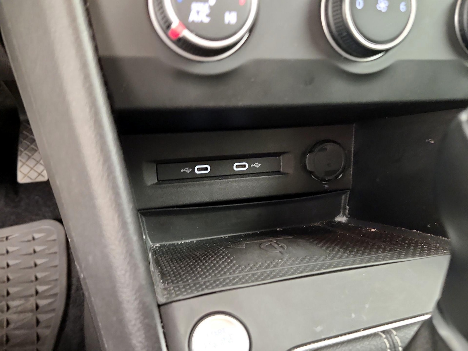 2022 Volkswagen Taos SE - Photo 19