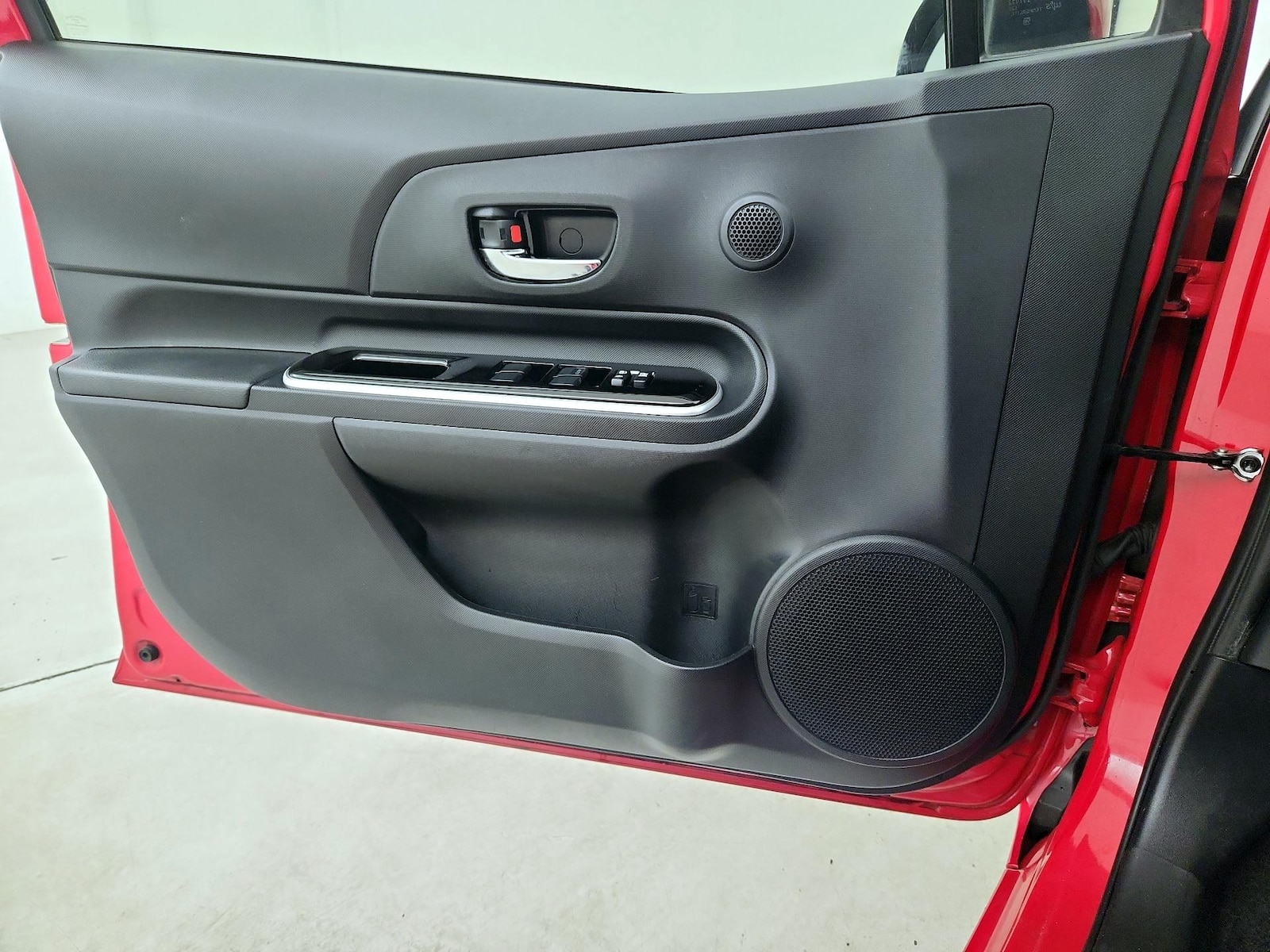 2015 Toyota Prius c Three - Photo 13