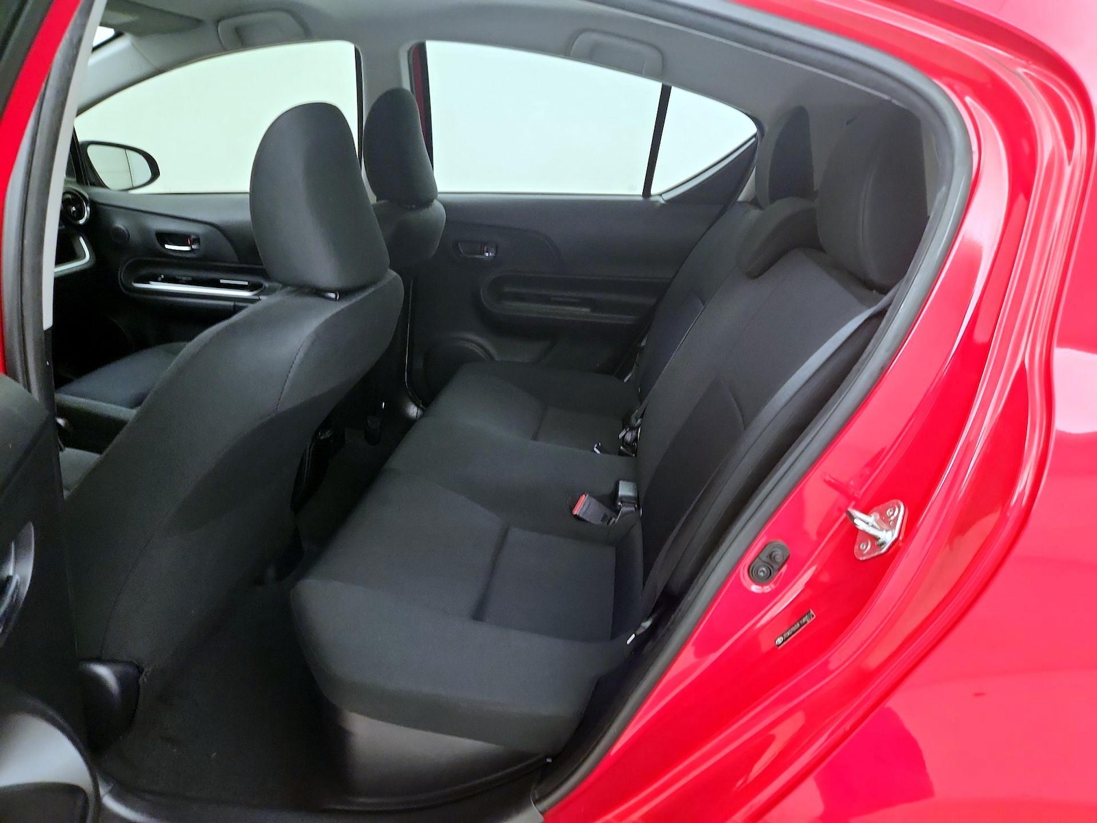 2015 Toyota Prius c Three - Photo 18