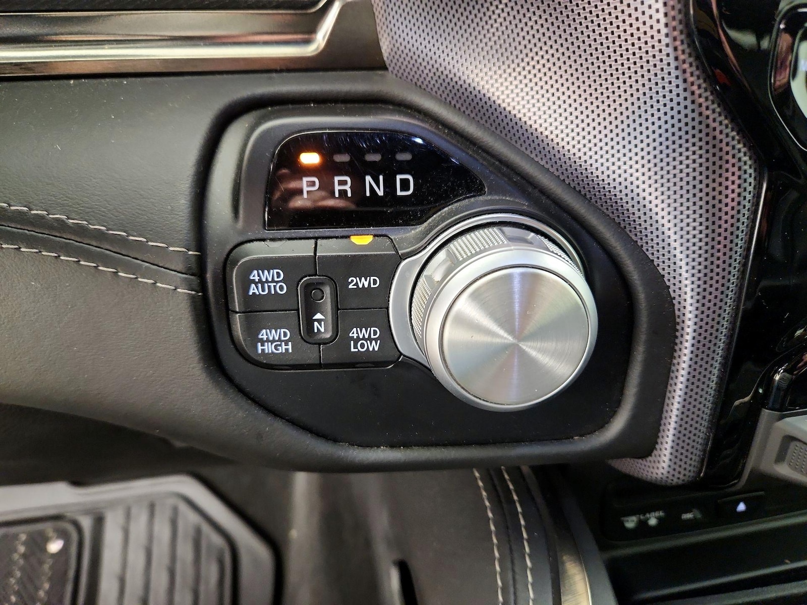 2019 RAM Ram 1500 Pickup Limited - Photo 19