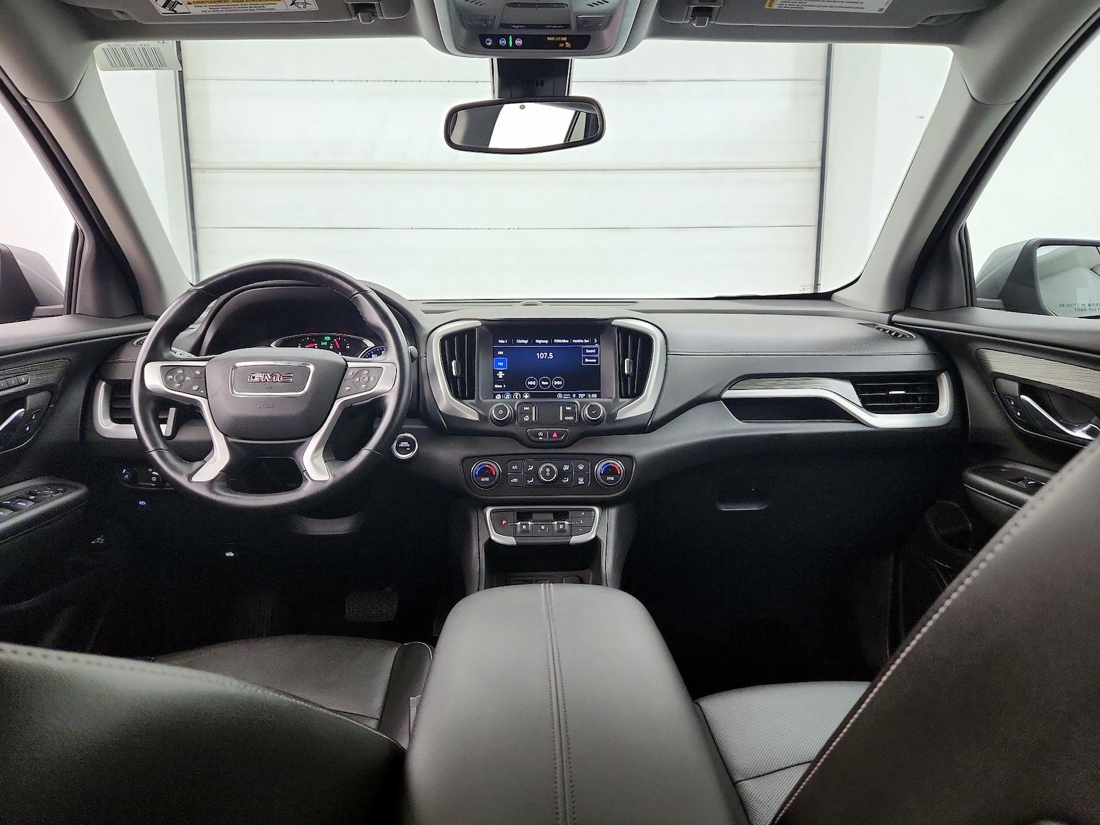 2023 GMC Terrain SLT - Photo 10