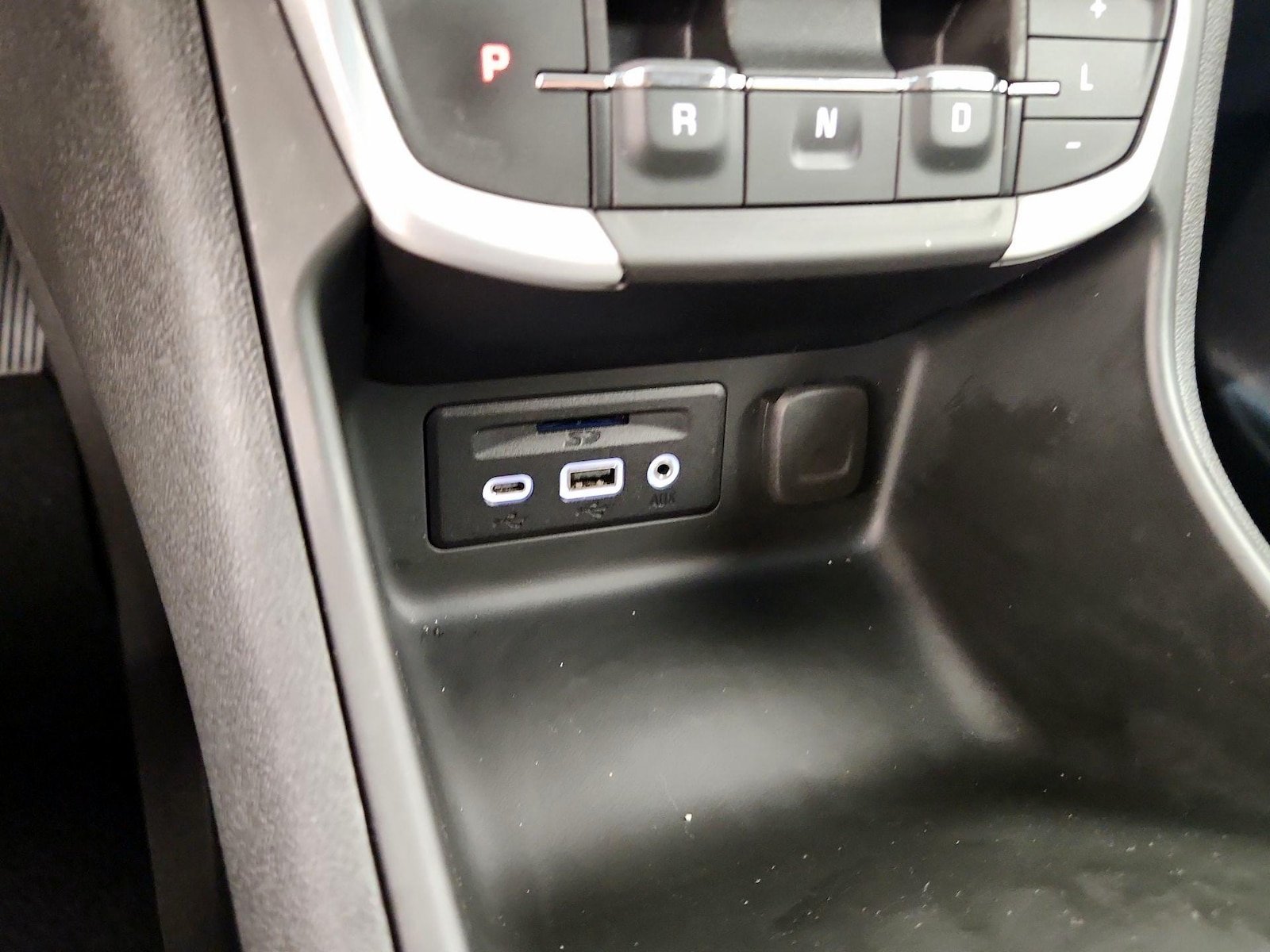 2023 GMC Terrain SLT - Photo 19