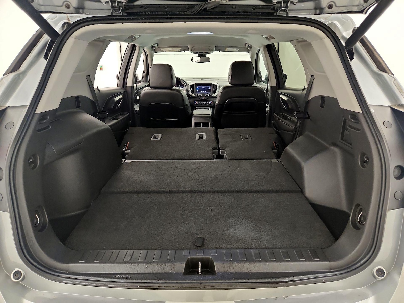 2023 GMC Terrain SLT - Photo 22