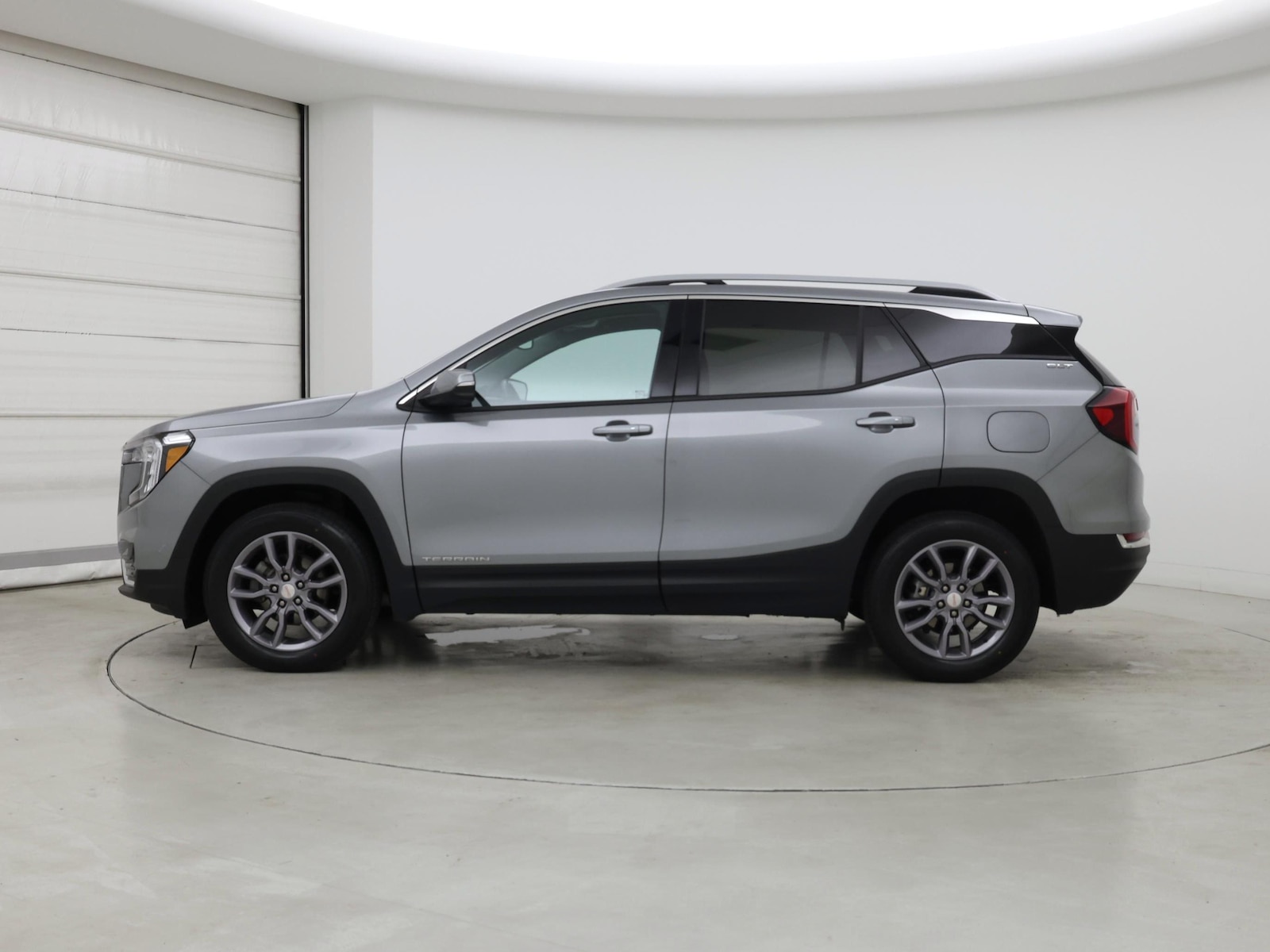 2023 GMC Terrain SLT - Photo 4