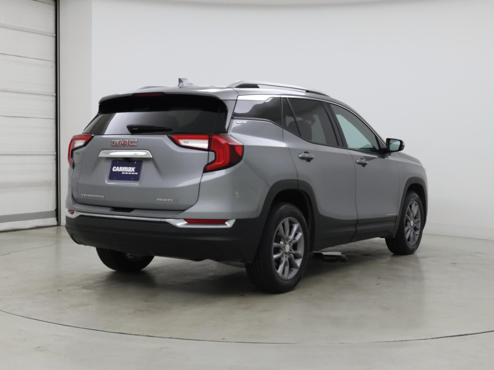 2023 GMC Terrain SLT - Photo 9