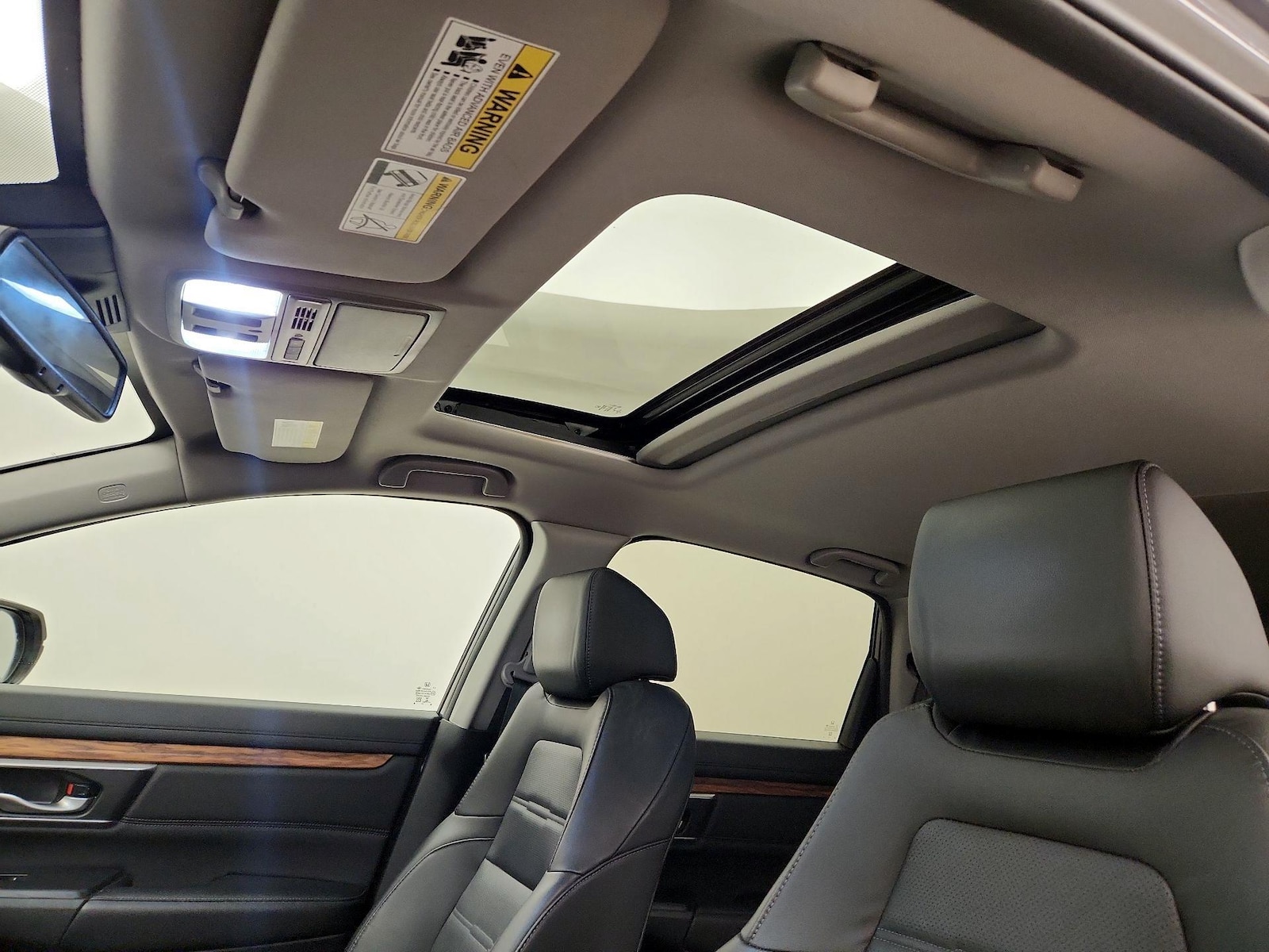 Sunroof(s) & Overhead Airbags