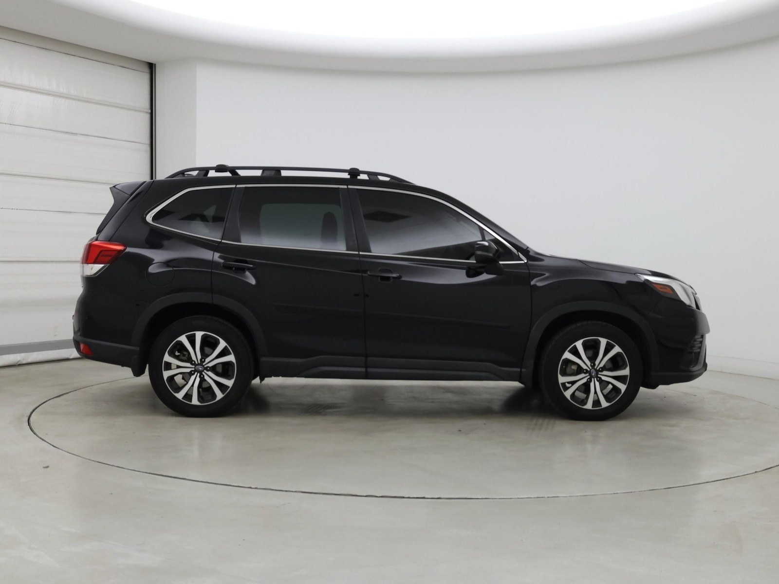 2022 Subaru Forester Limited - Photo 8