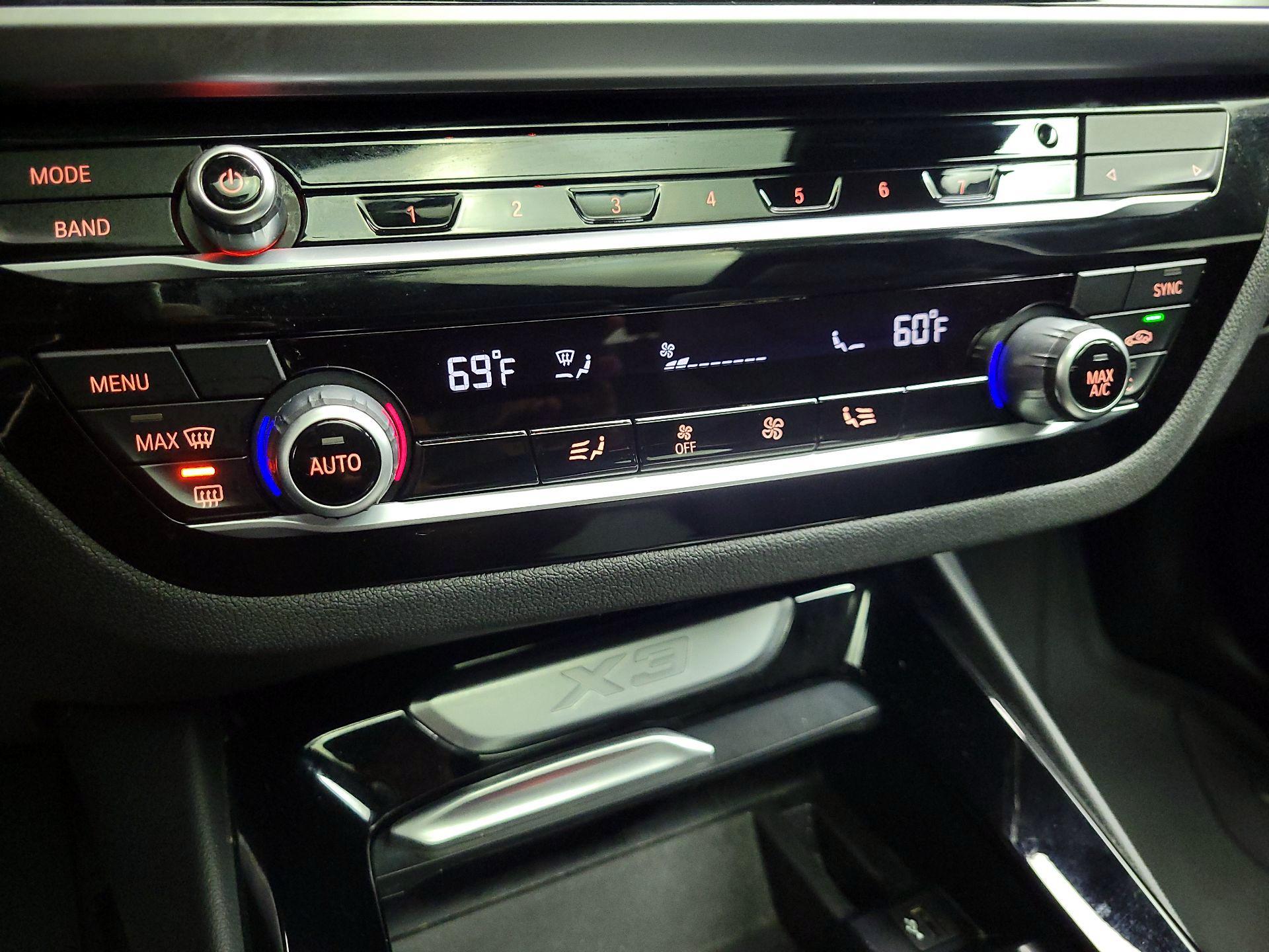 Thumbnail: 2019 BMW X3 - 16