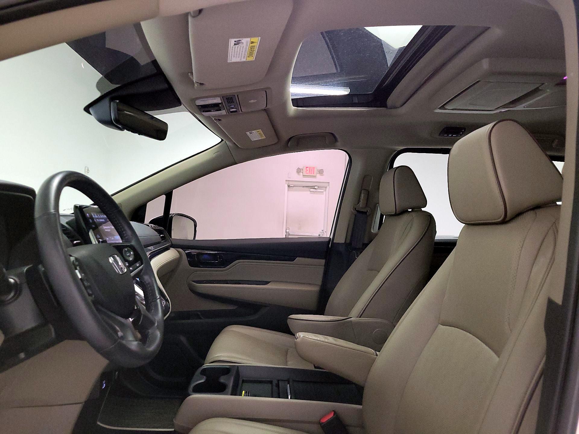 Thumbnail: 2023 Honda Odyssey - 20