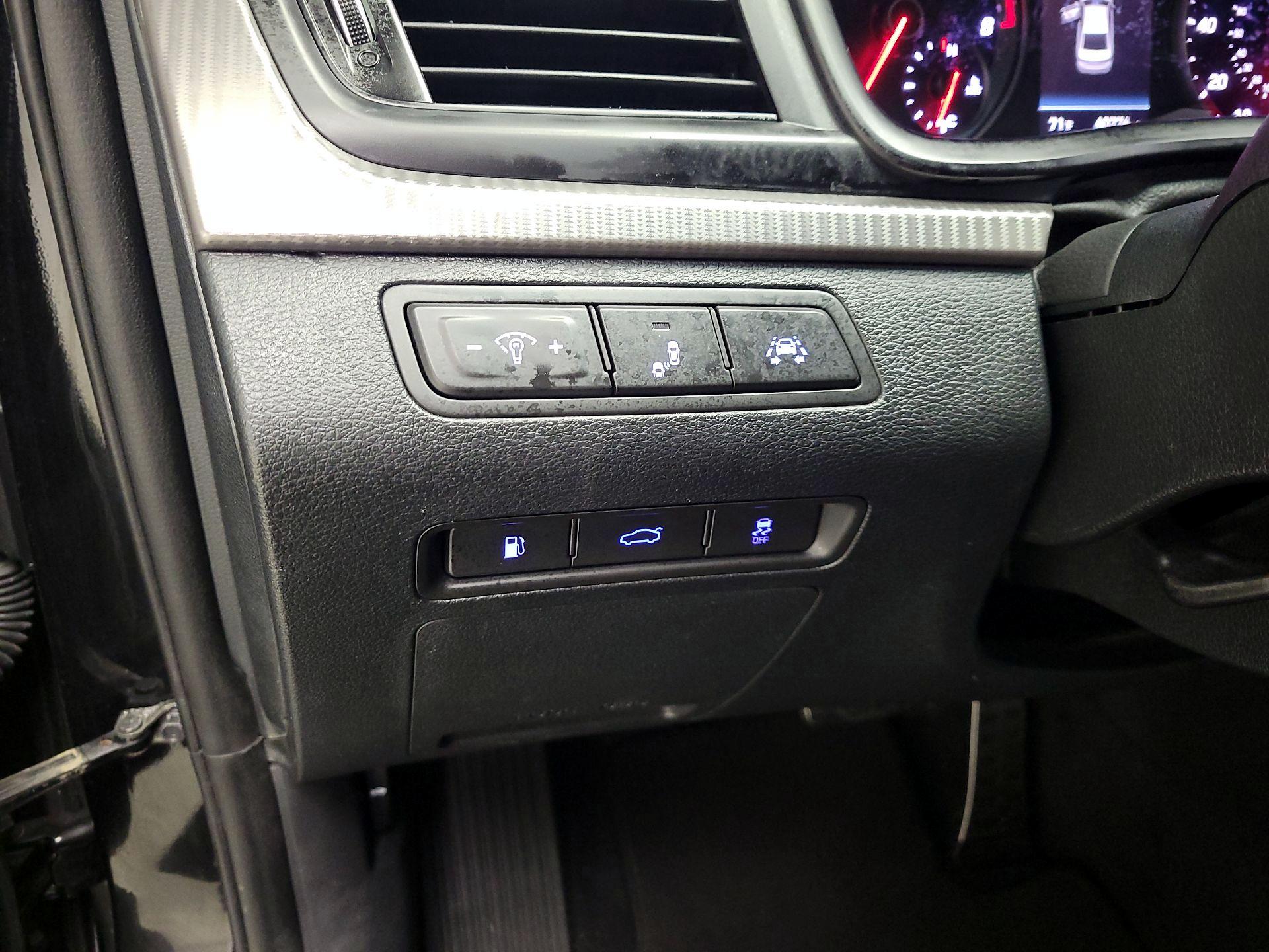 Thumbnail: 2019 Hyundai Sonata - 13