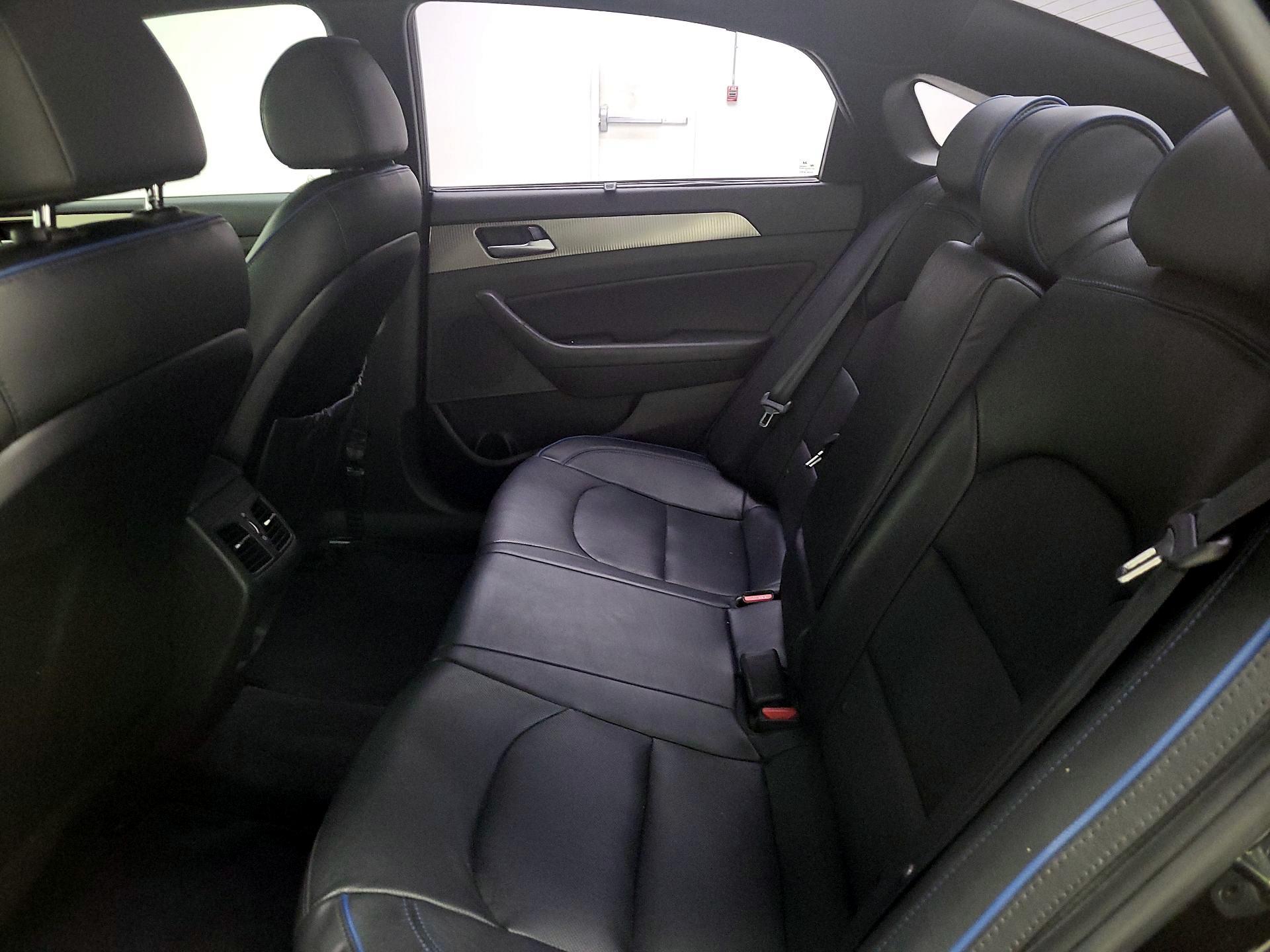 Thumbnail: 2019 Hyundai Sonata - 19