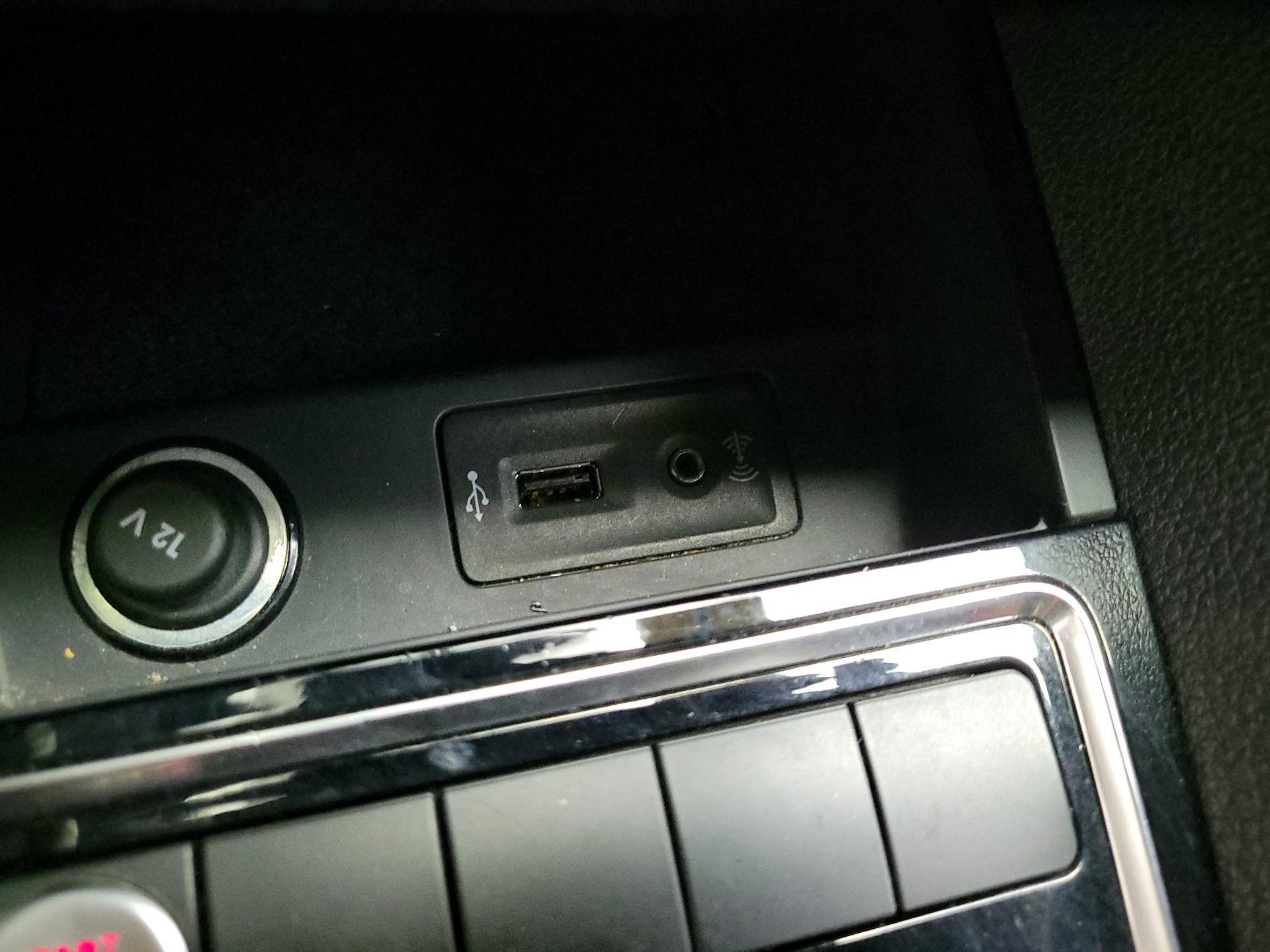 Thumbnail: 2016 Volkswagen Jetta - 18