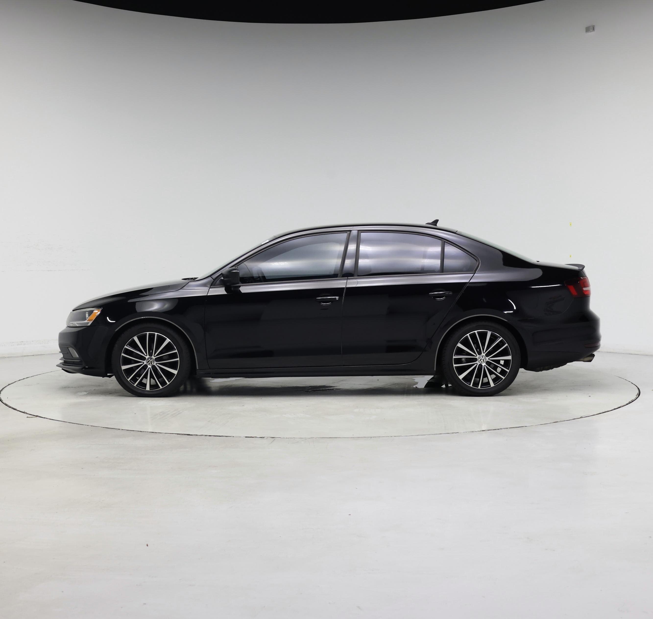 Thumbnail: 2016 Volkswagen Jetta - 3