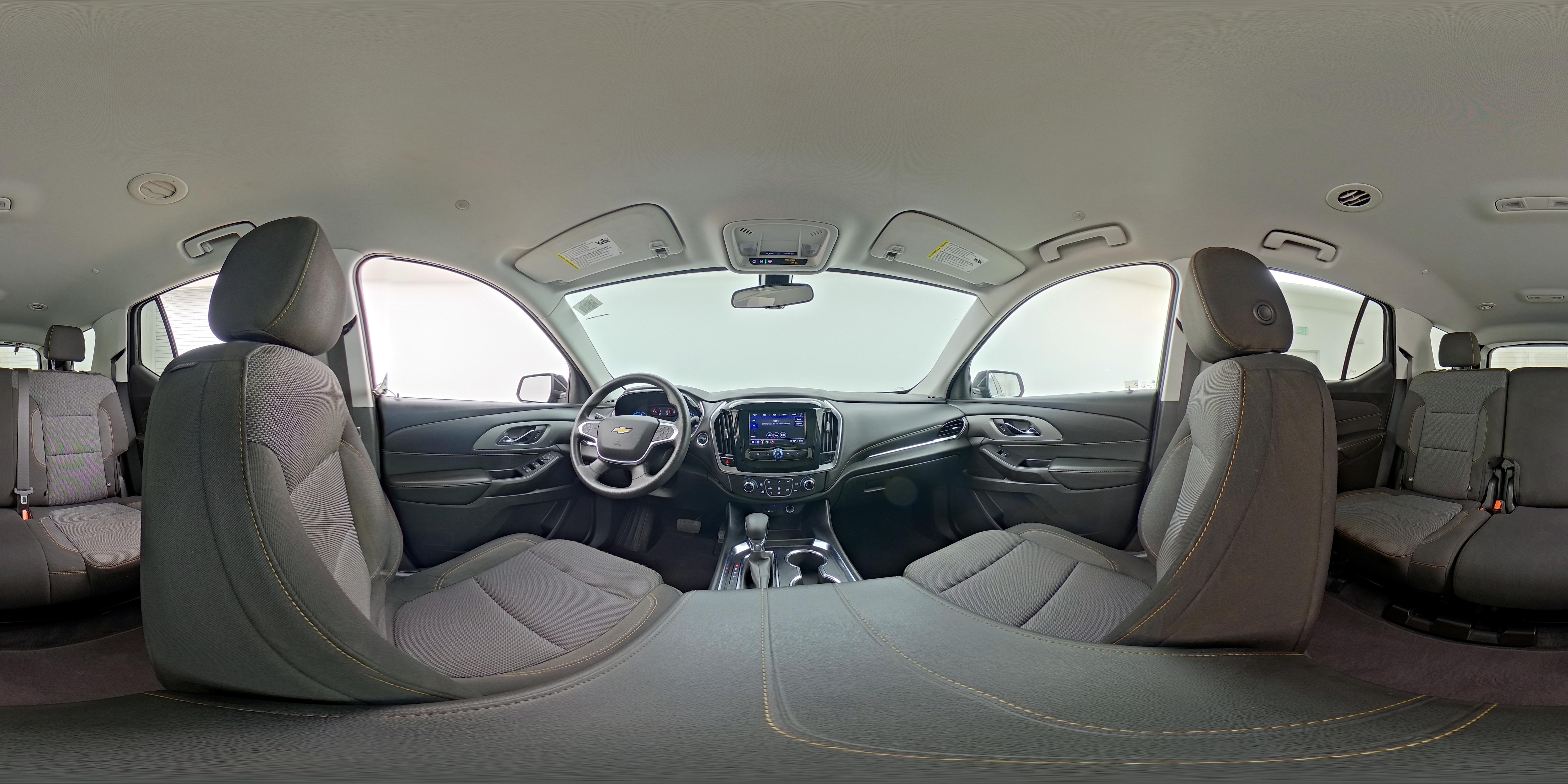 2021 Chevrolet Traverse LS - Photo 26