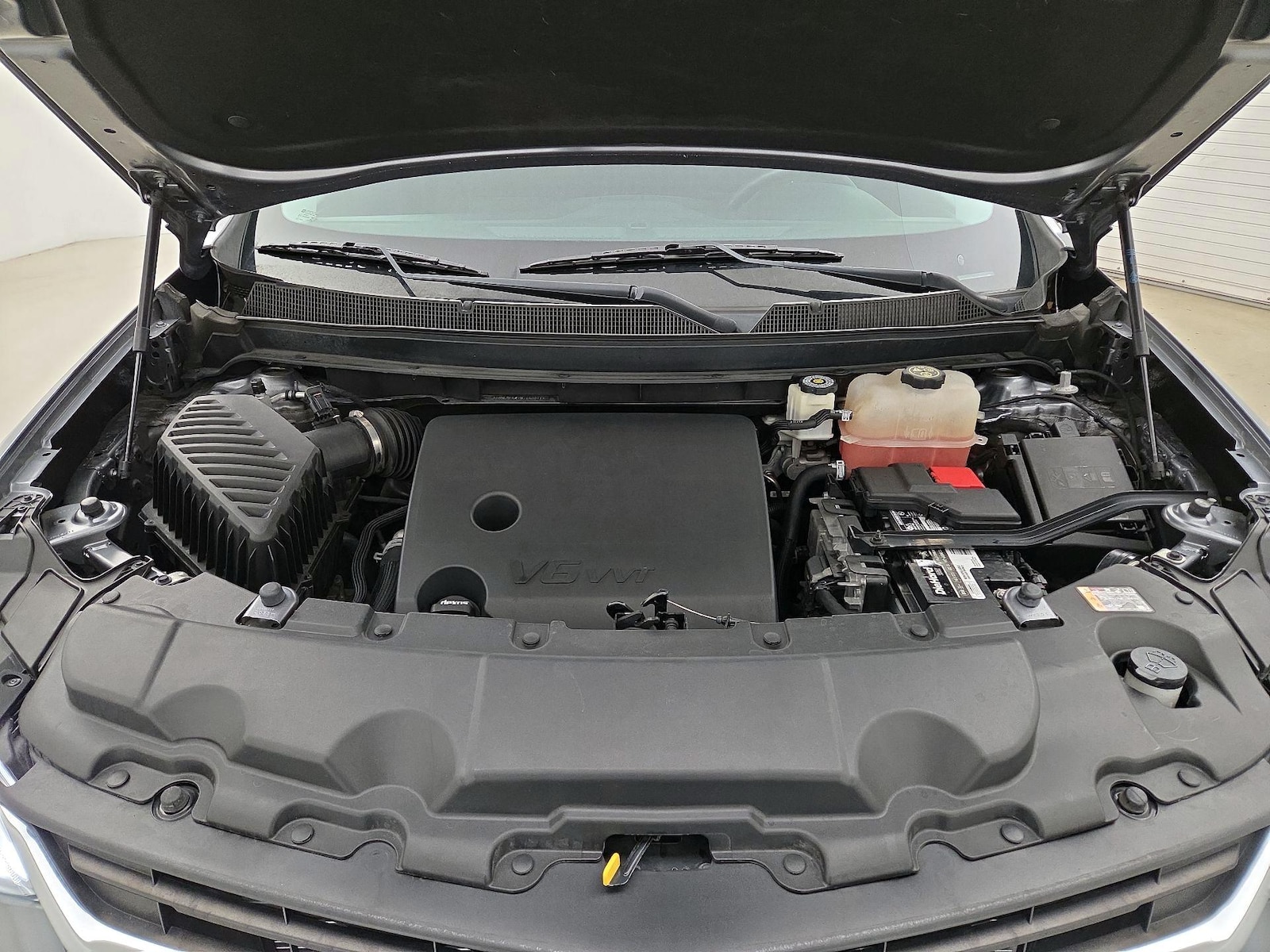 2021 Chevrolet Traverse LS - Photo 24