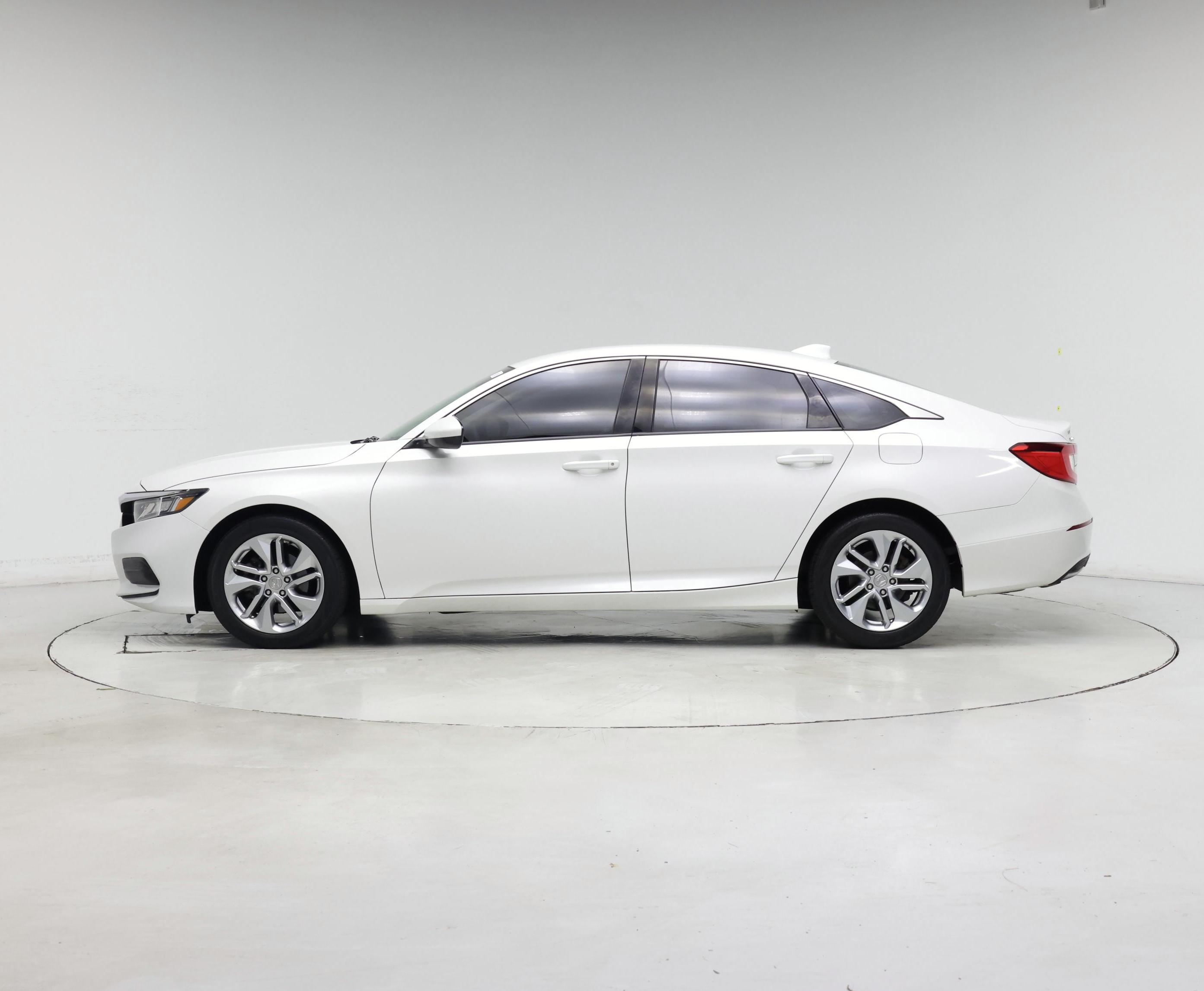 Thumbnail: 2019 Honda Accord - 3