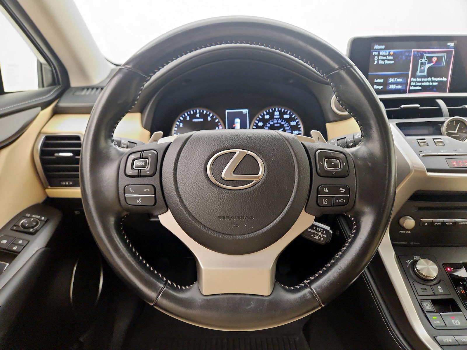 2021 Lexus NX 300 - Photo 11
