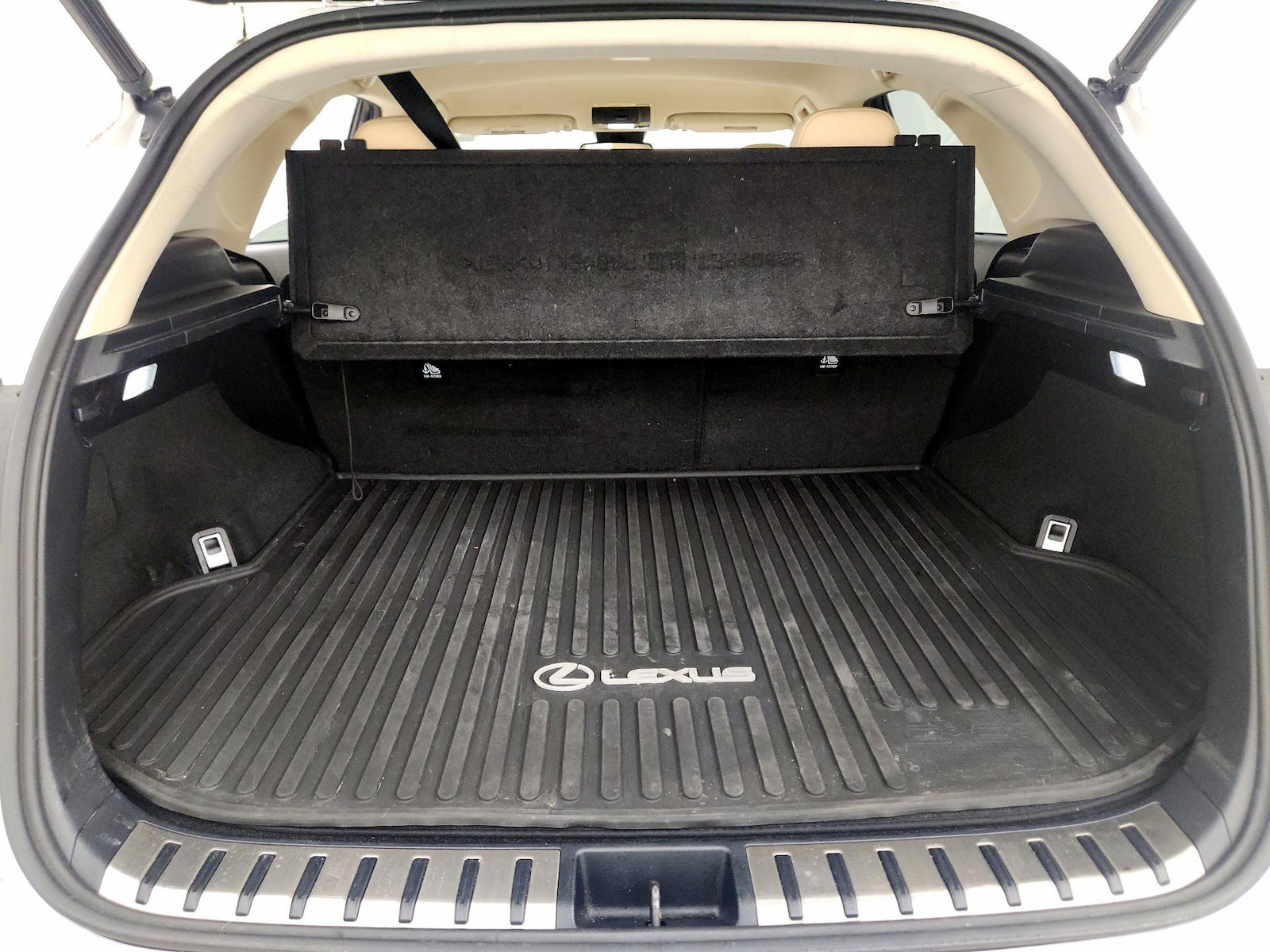 2021 Lexus NX 300 - Photo 21