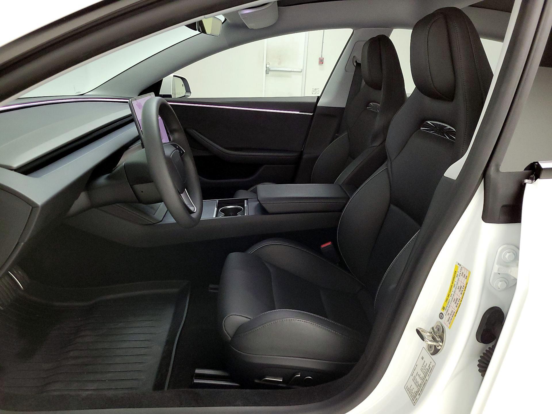 Thumbnail: 2024 Tesla Model 3 - 11