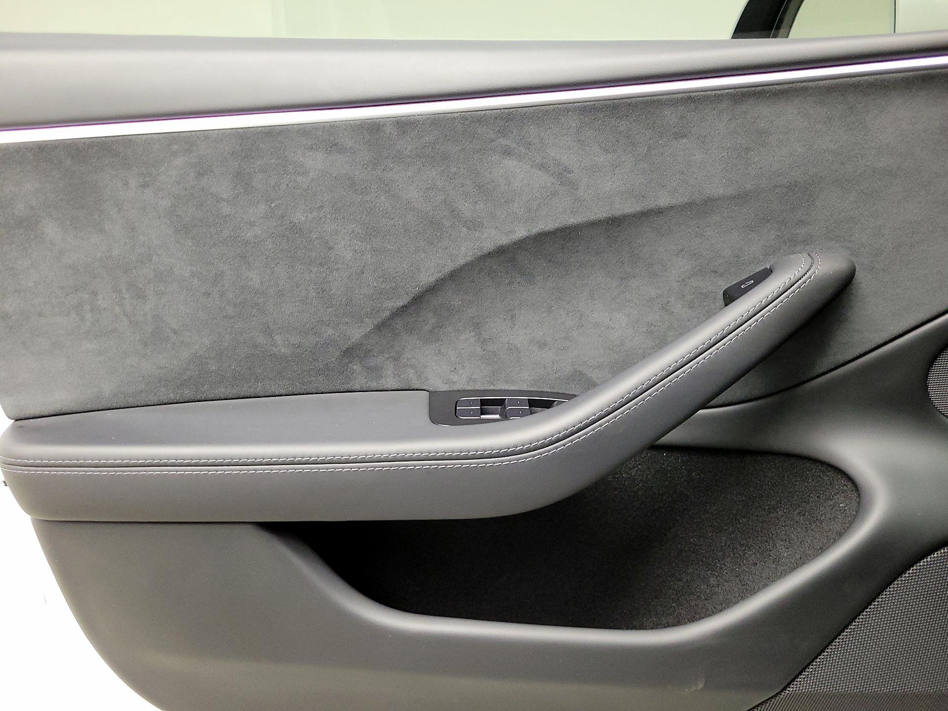 Thumbnail: 2024 Tesla Model 3 - 12