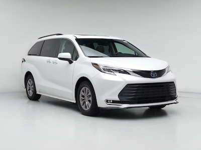 2022 Toyota Sienna Hybrid XLE